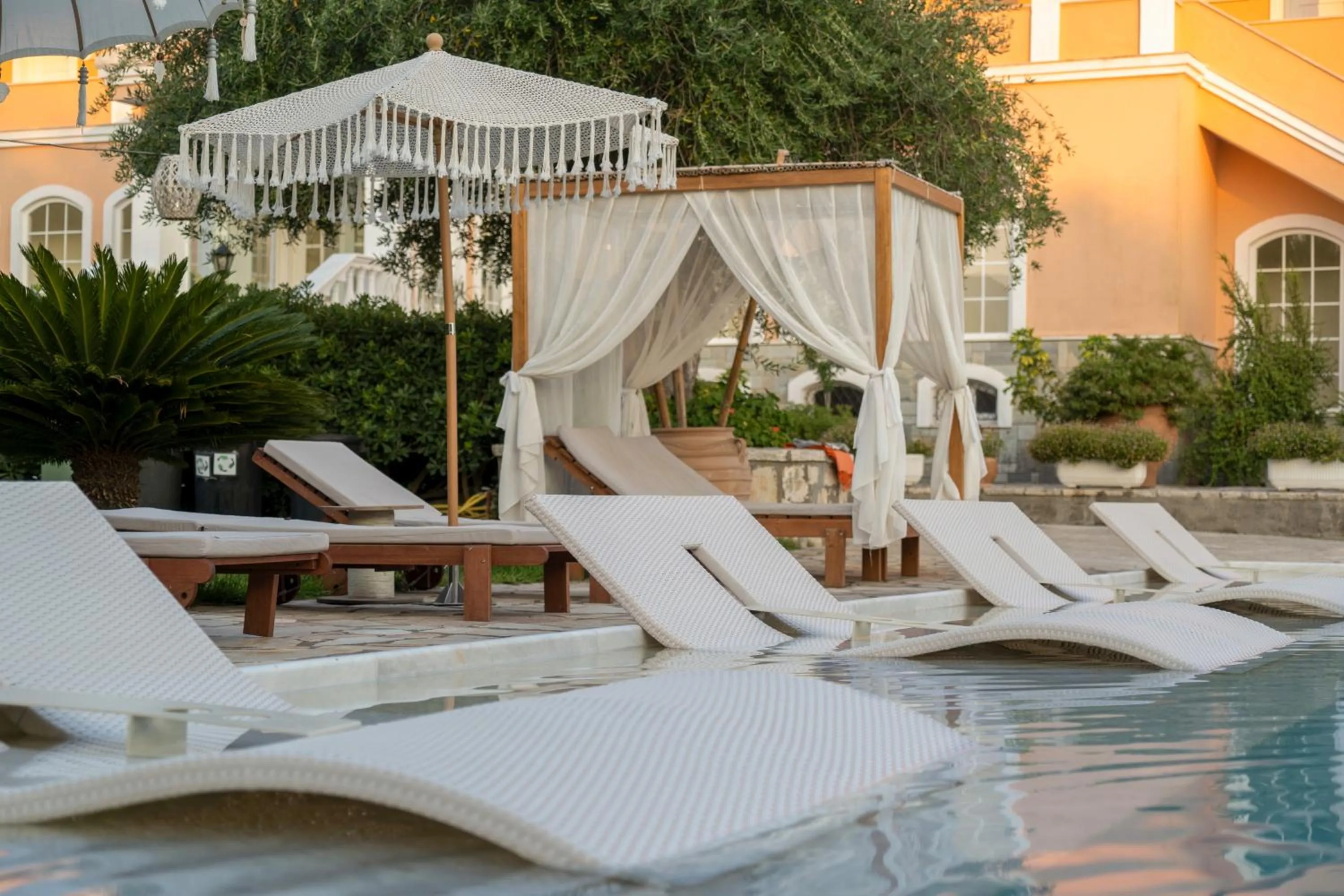 Swimming pool in Nefeli Hotel