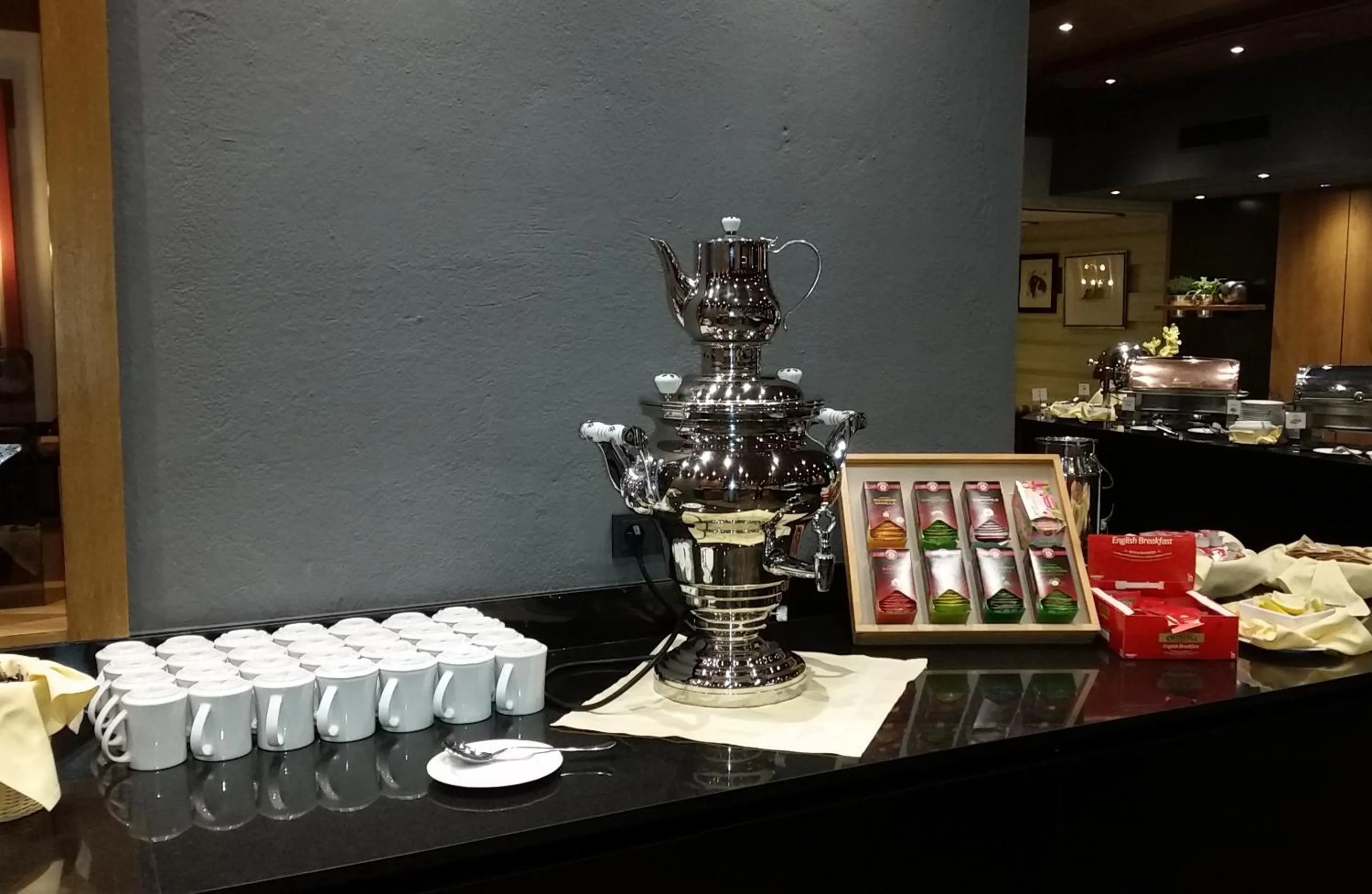 Breakfast in Das Kaltschmid - Familotel Tirol