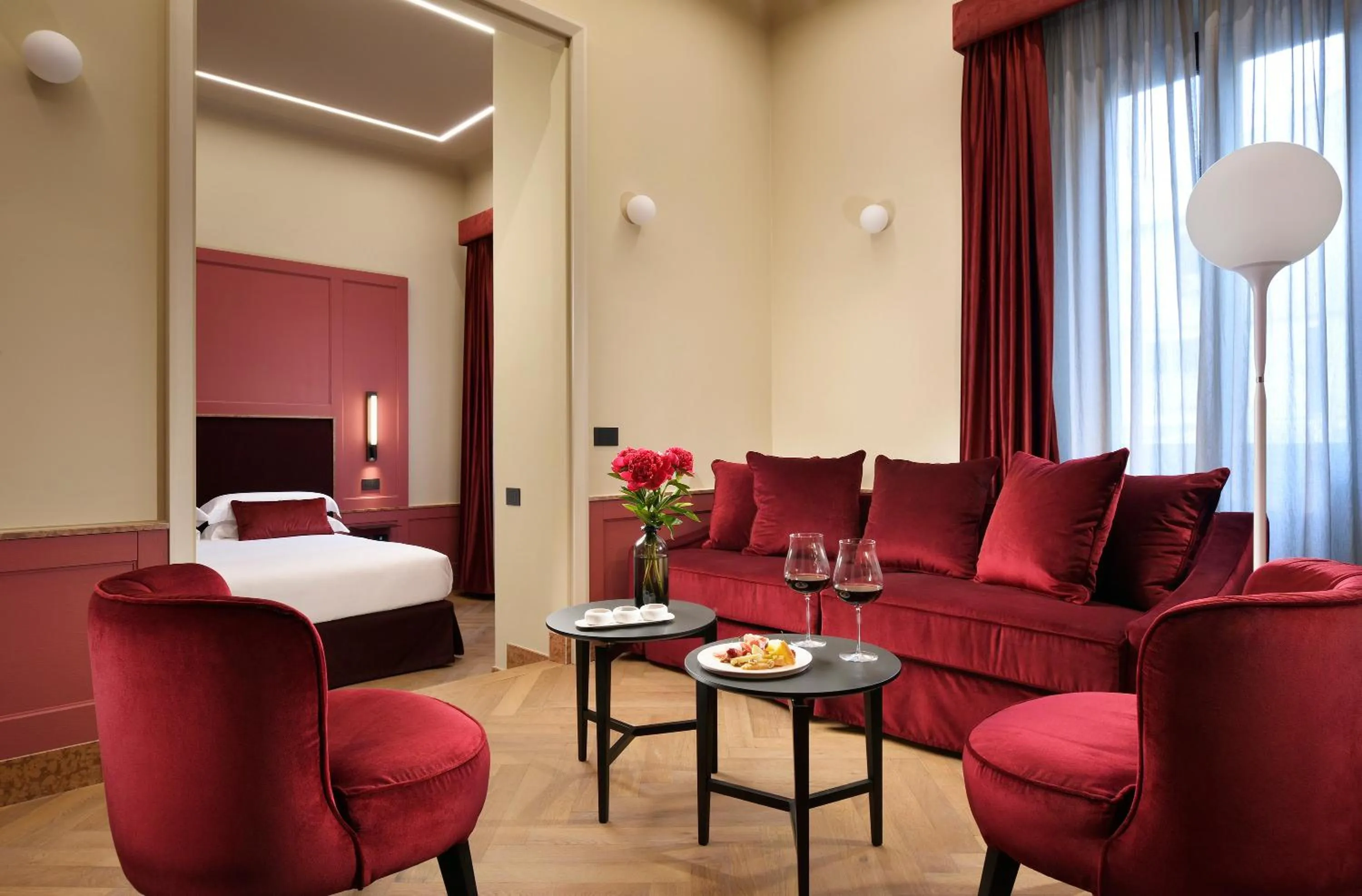 Photo of the whole room in Floren Hotel