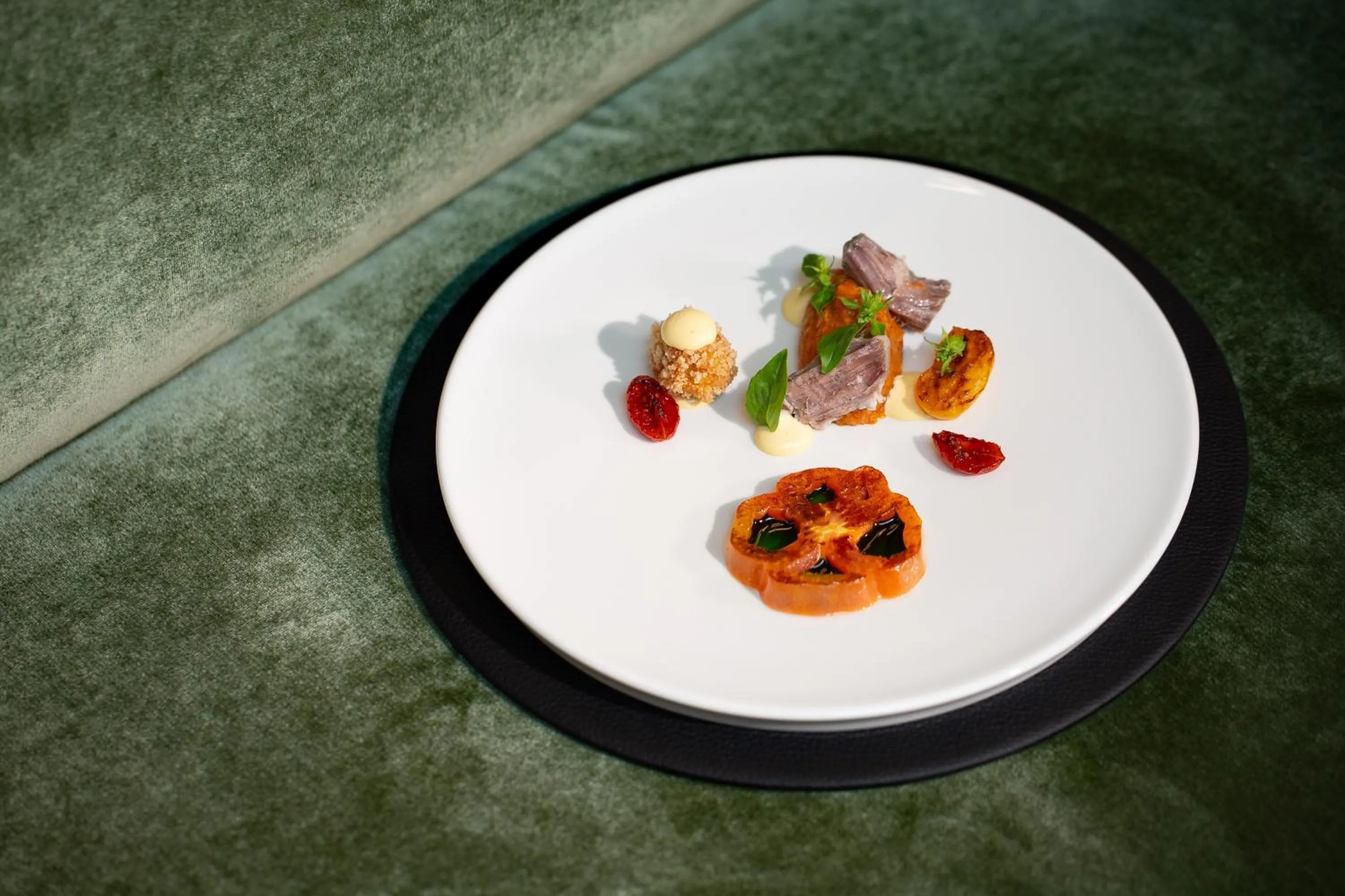 Restaurant/places to eat in Floren Hotel