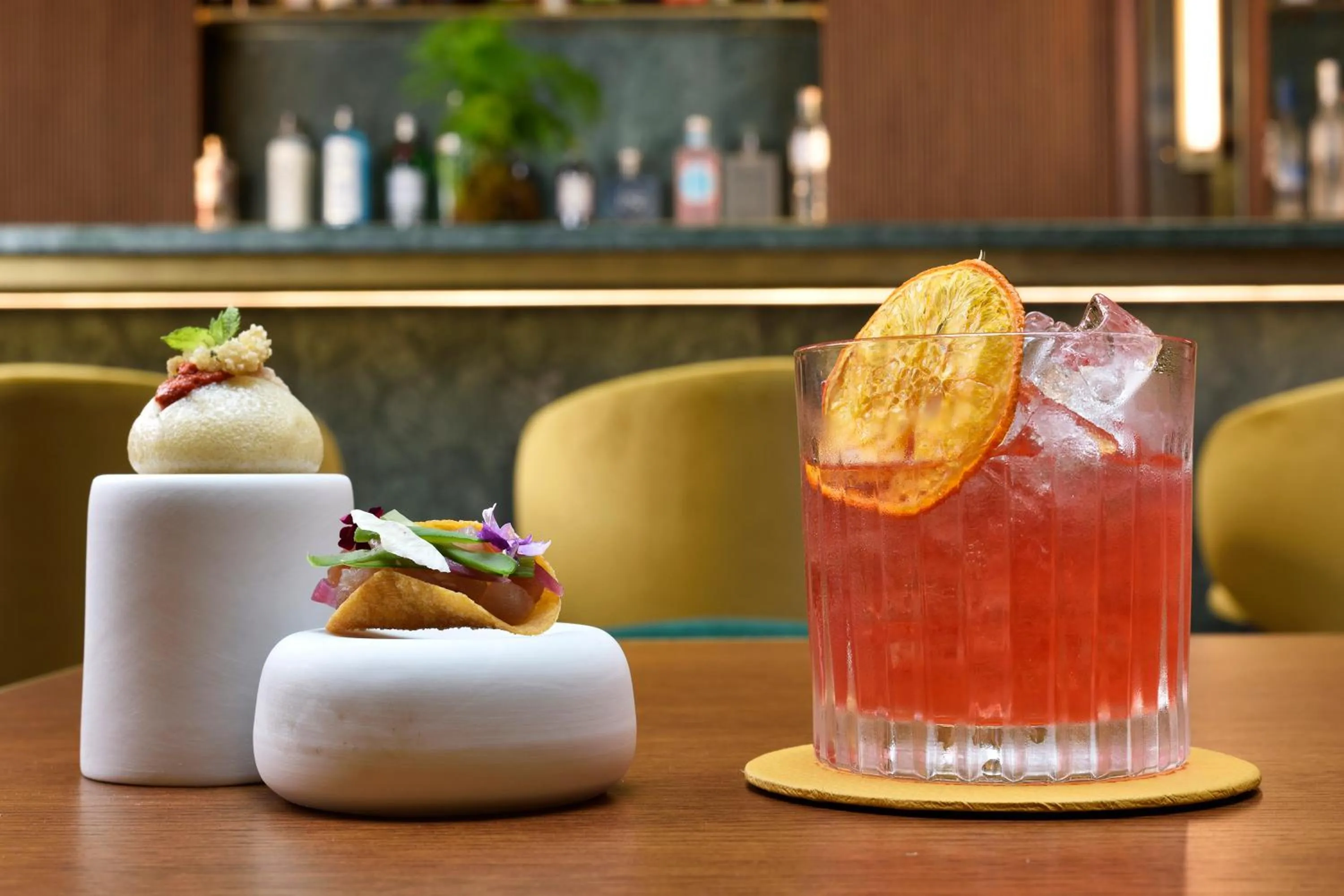 Food and drinks in Floren Hotel