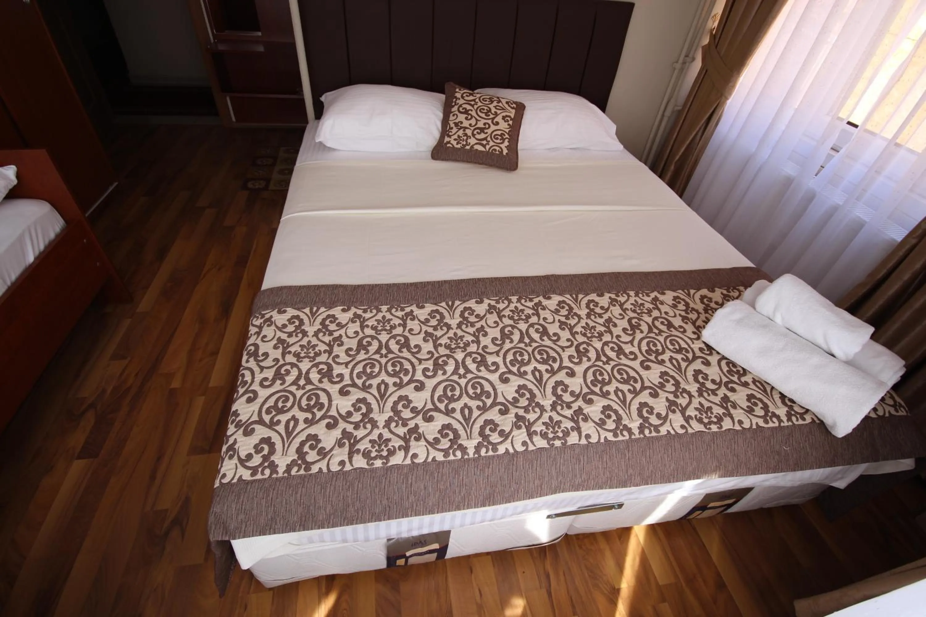 Bedroom in Samil Hotel