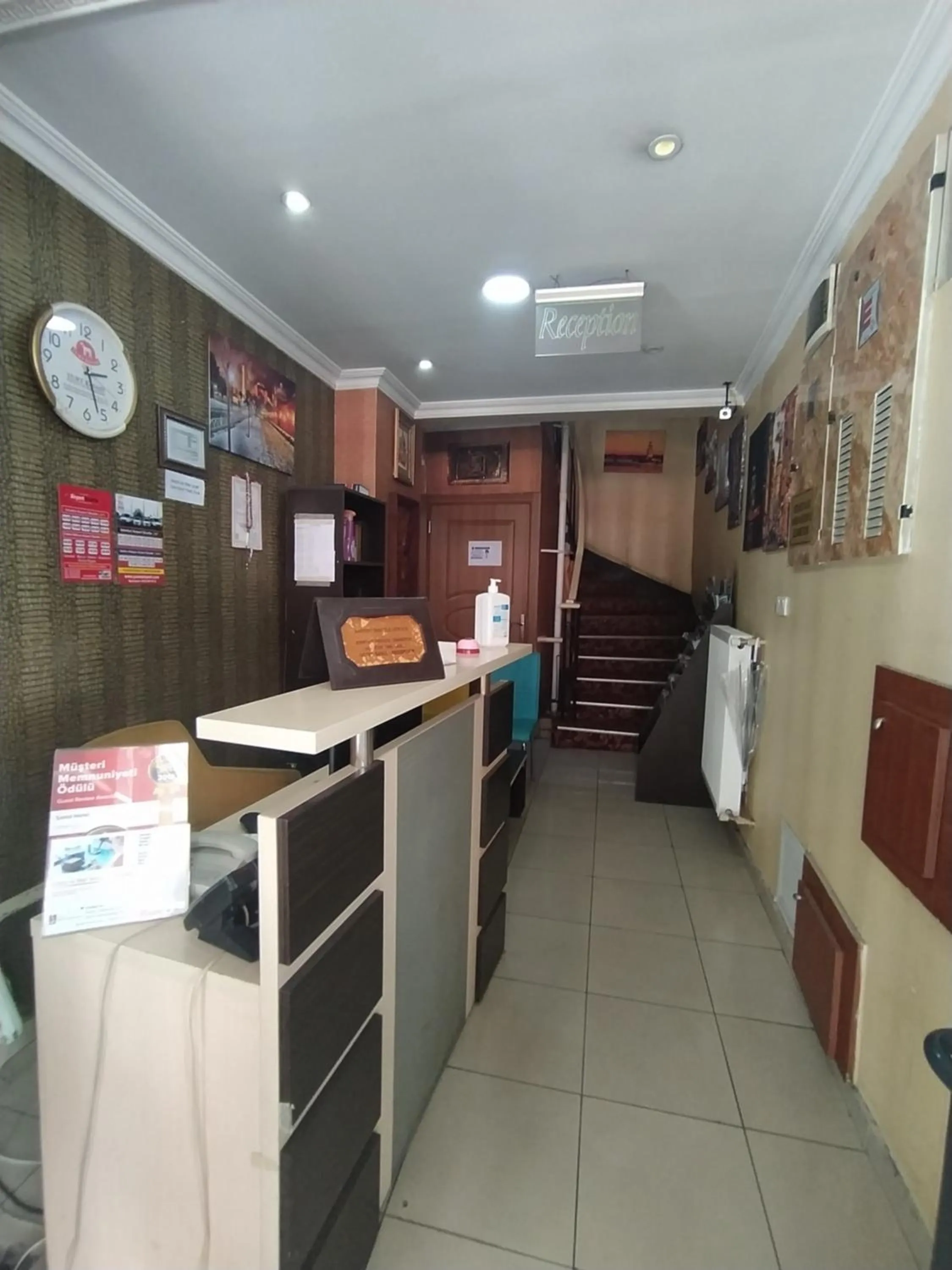 Lobby/Reception in Samil Hotel