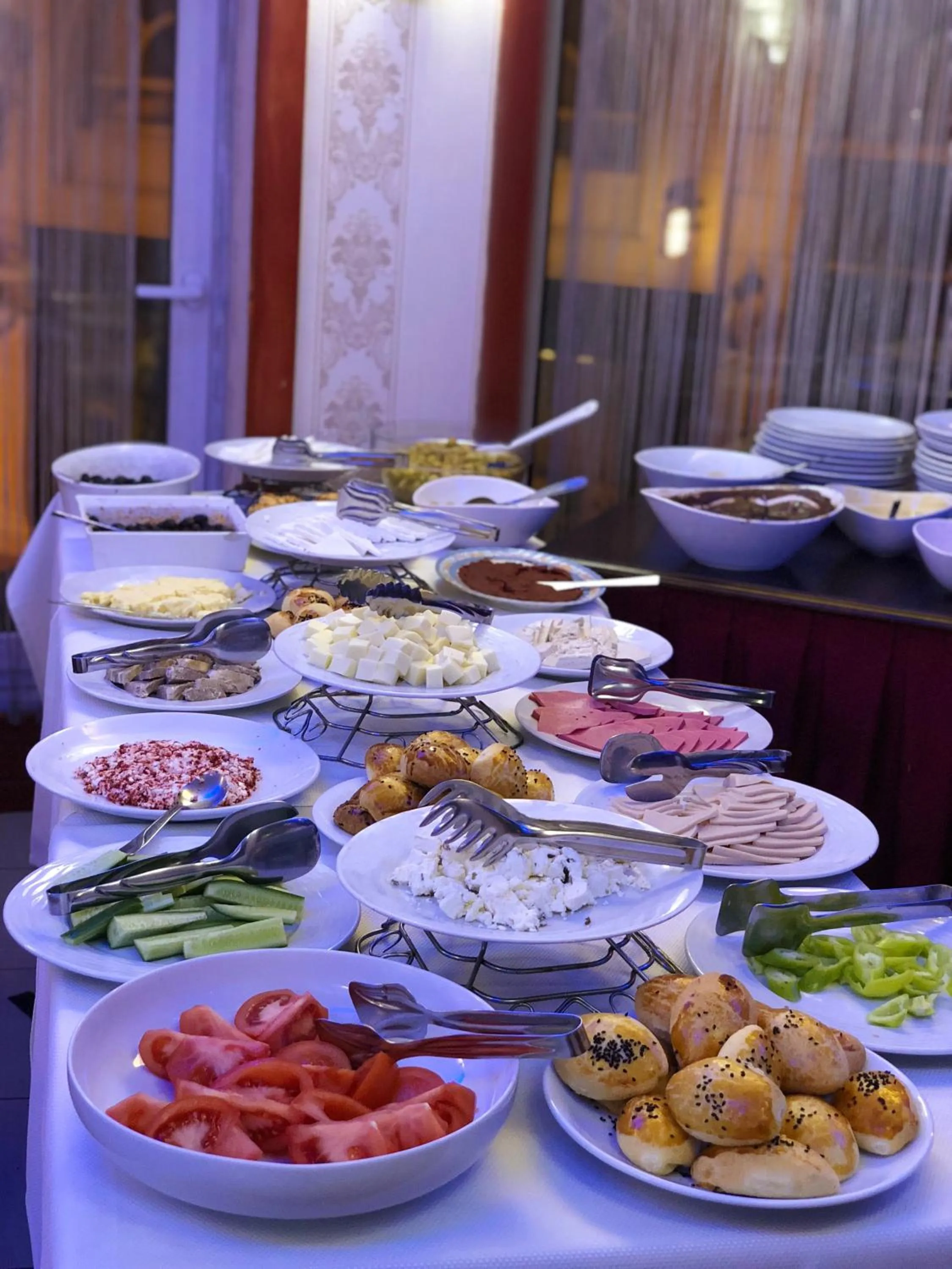 Buffet breakfast in Samil Hotel