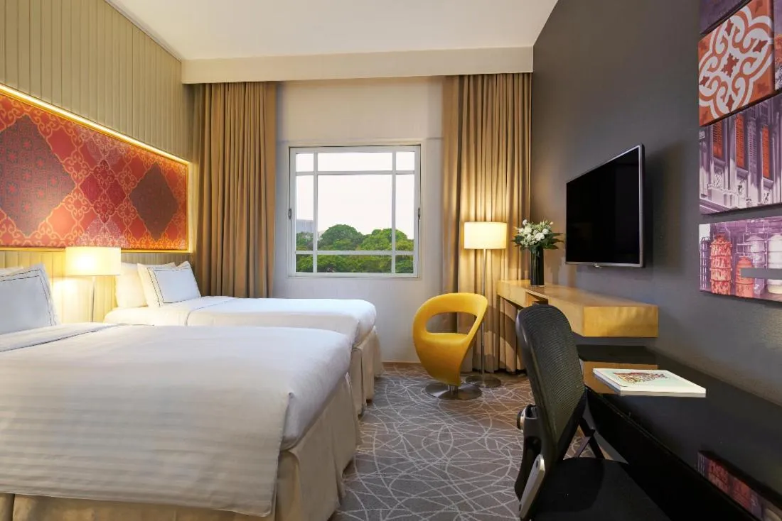 Bedroom, Bed in Rendezvous Hotel Singapore by Far East Hospitality