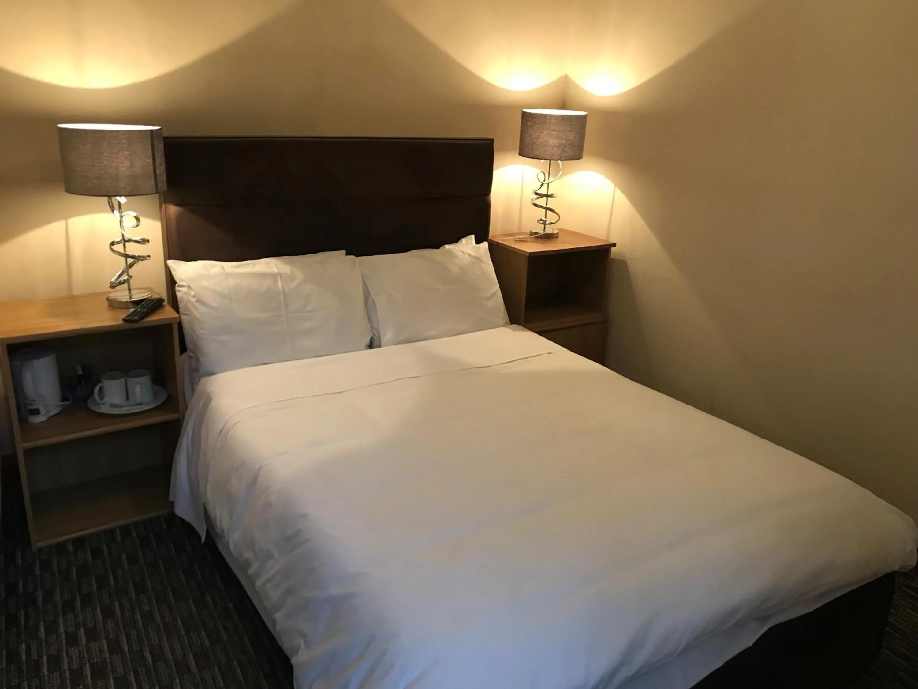 Bed in Airport Guest House