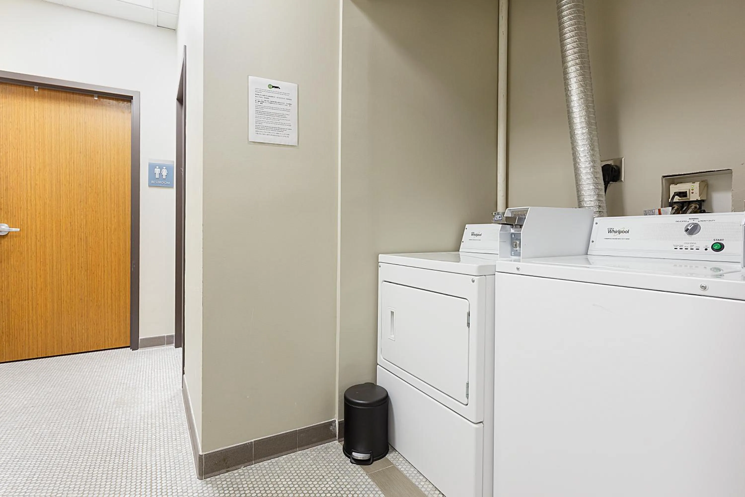 Area and facilities in Temple Place Suites