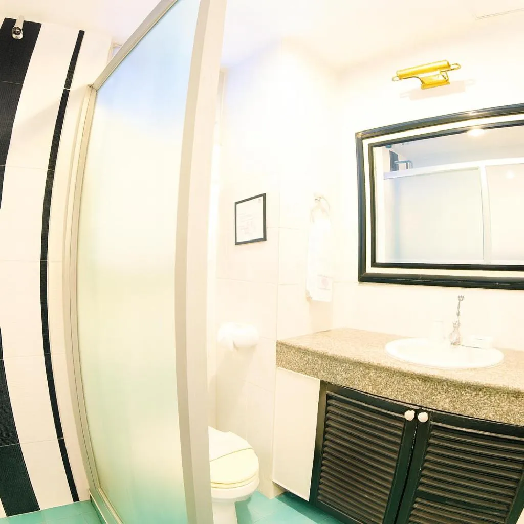 Orchid Hotel and Spa Kalim Bay