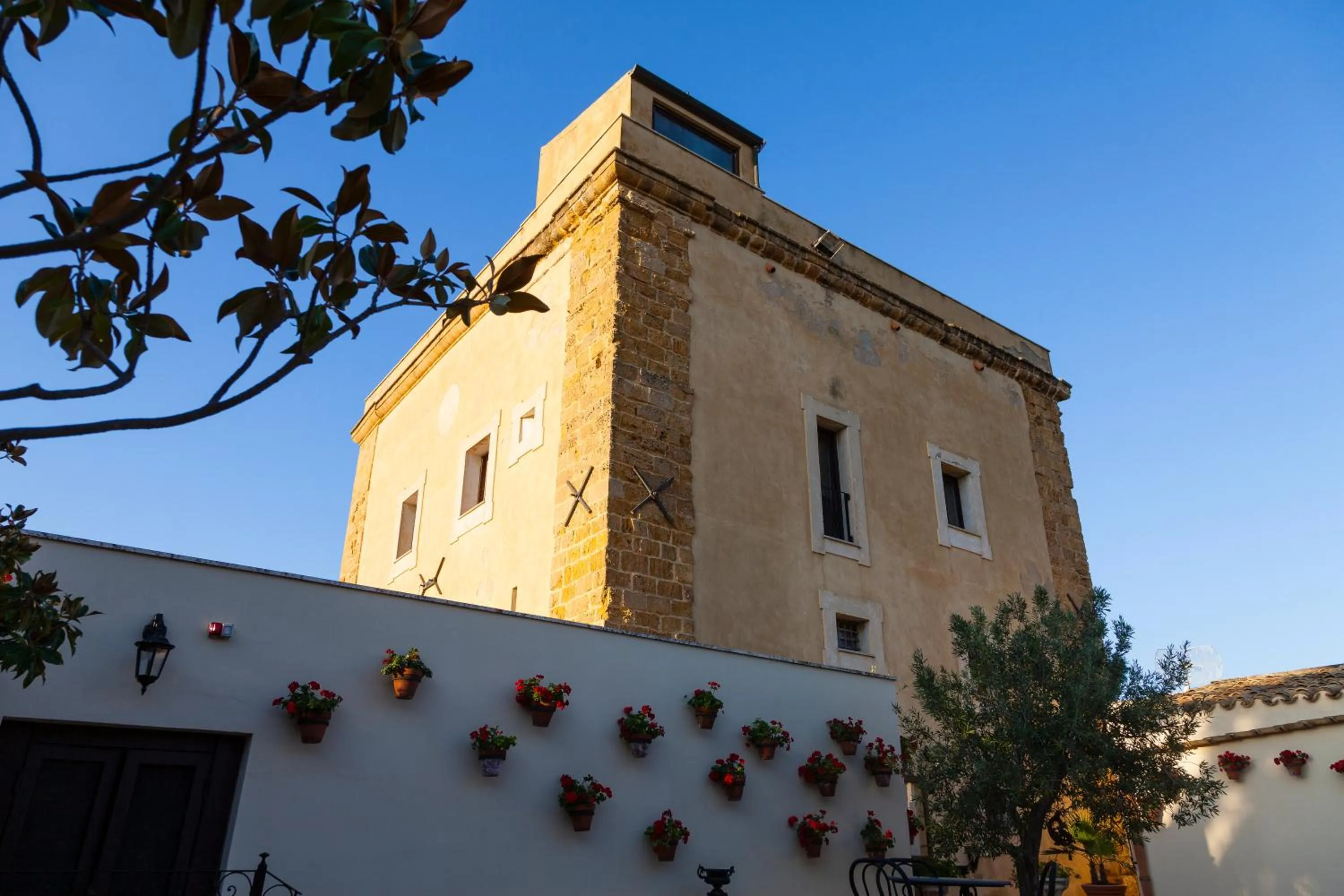 Hotel Foresteria Baglio Della Luna