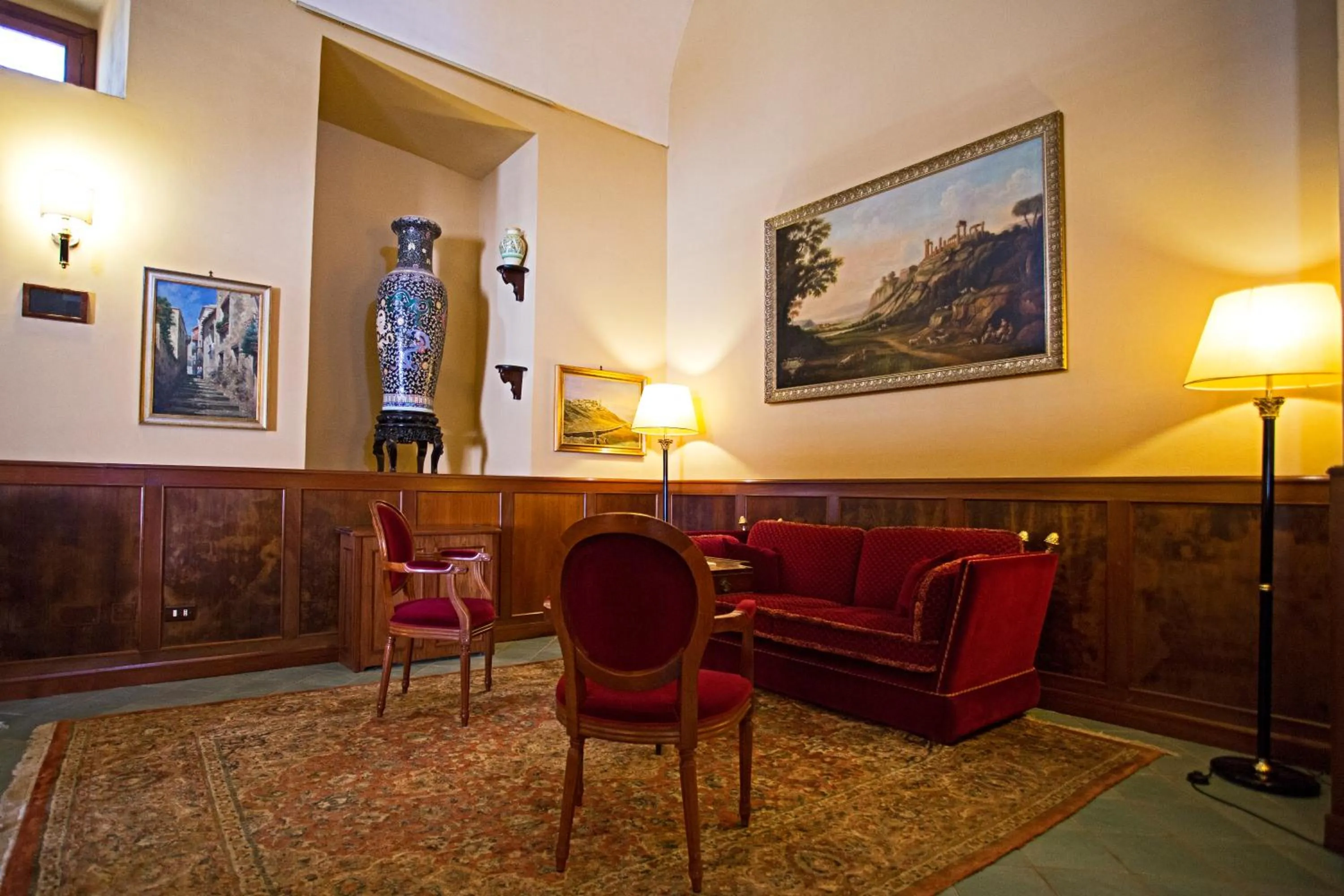 Seating area in Hotel Foresteria Baglio Della Luna