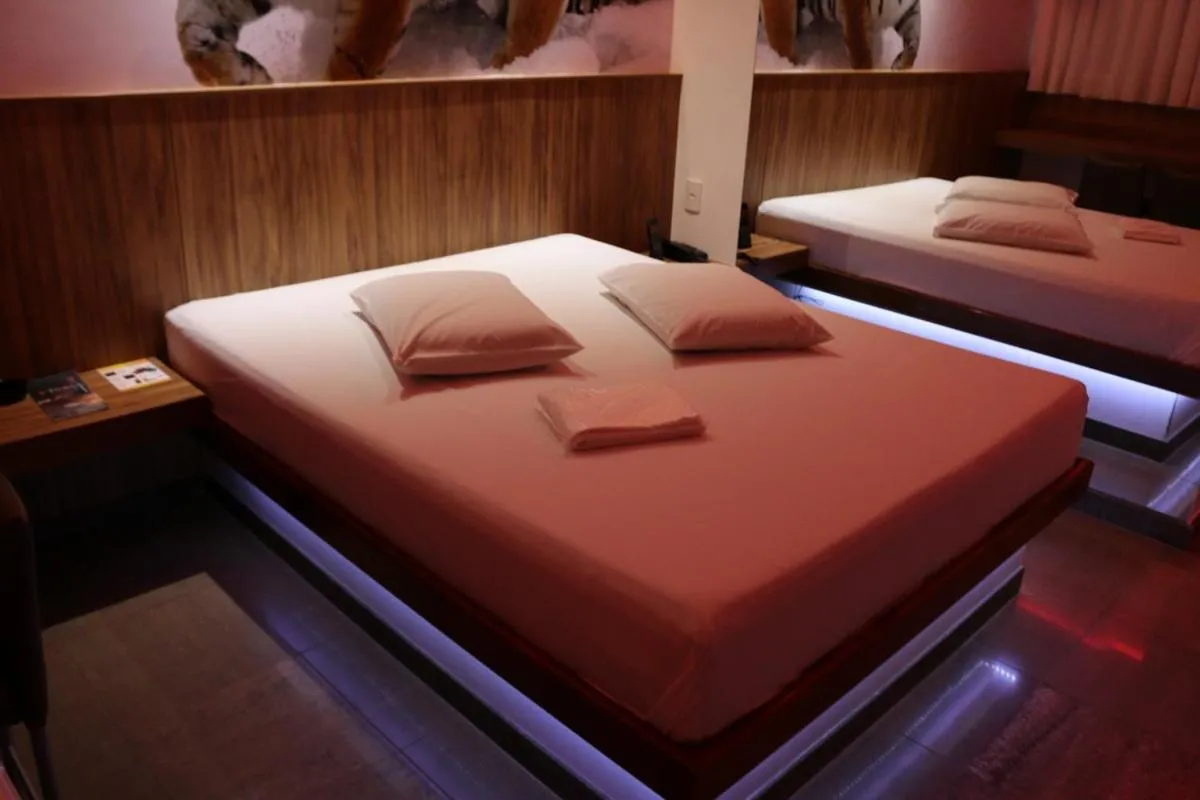 Motel Fuego (Adults Only)