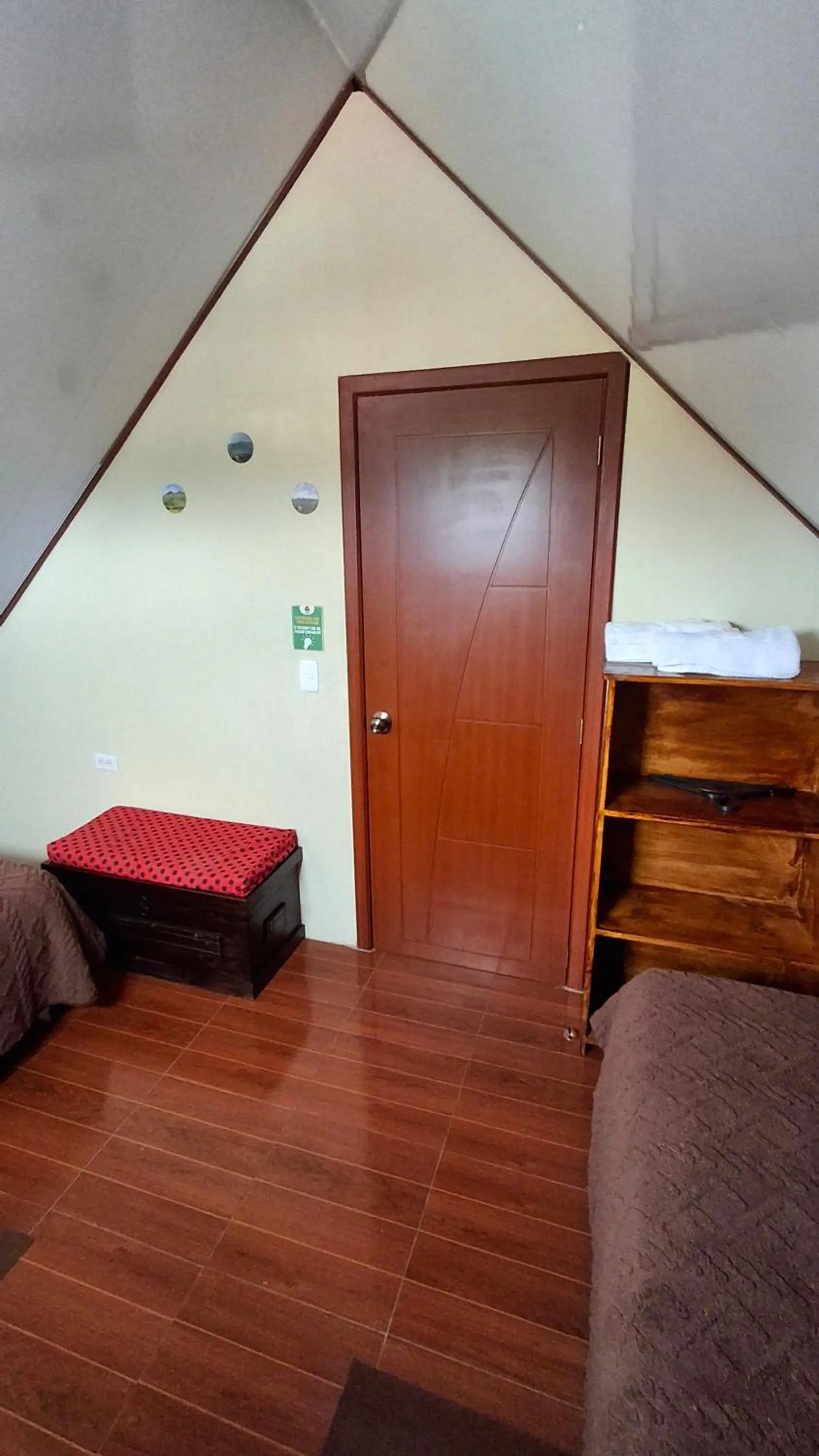 Photo of the whole room, Bed in Casa del Montañero