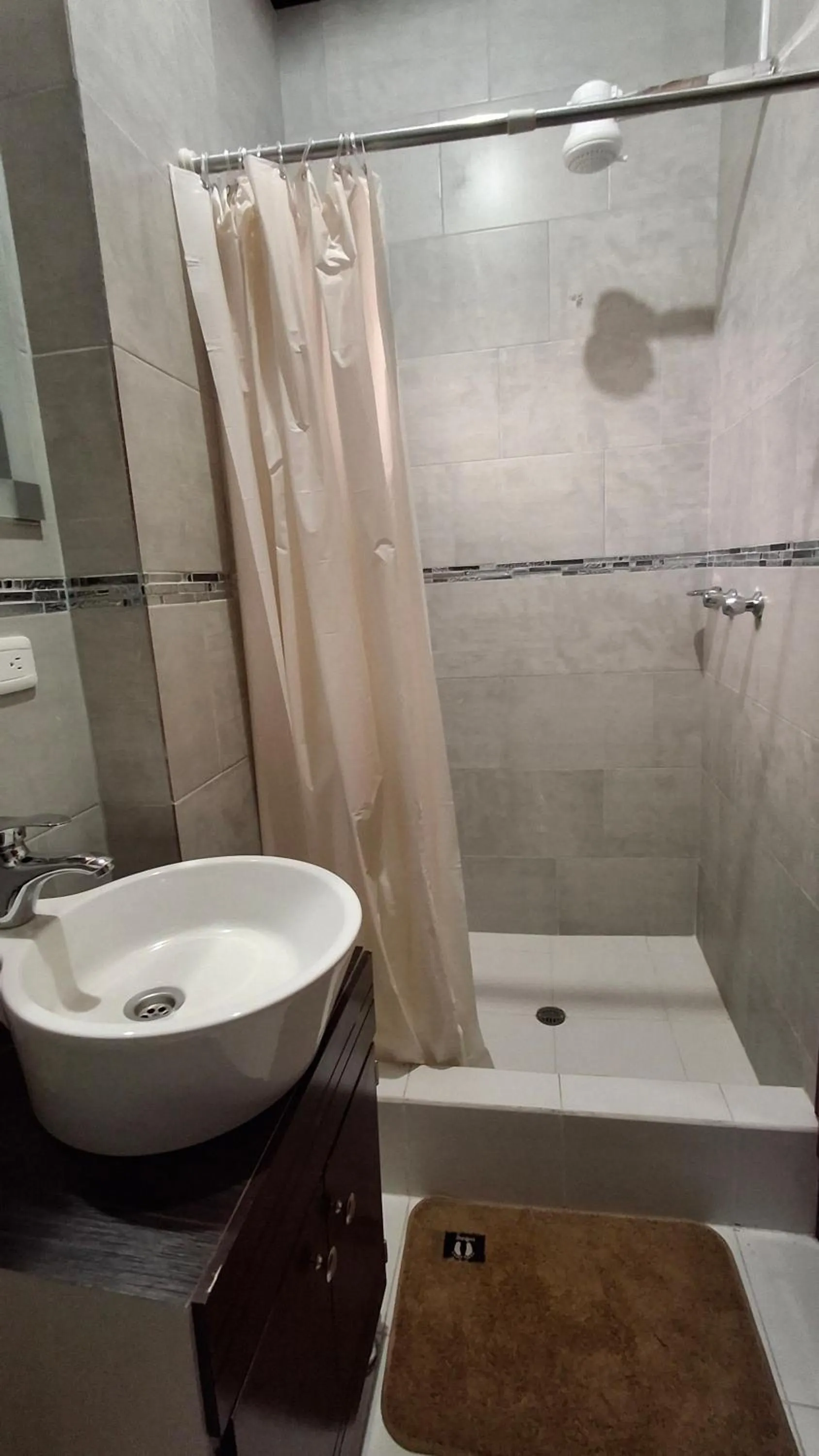 Shower in Casa del Montañero