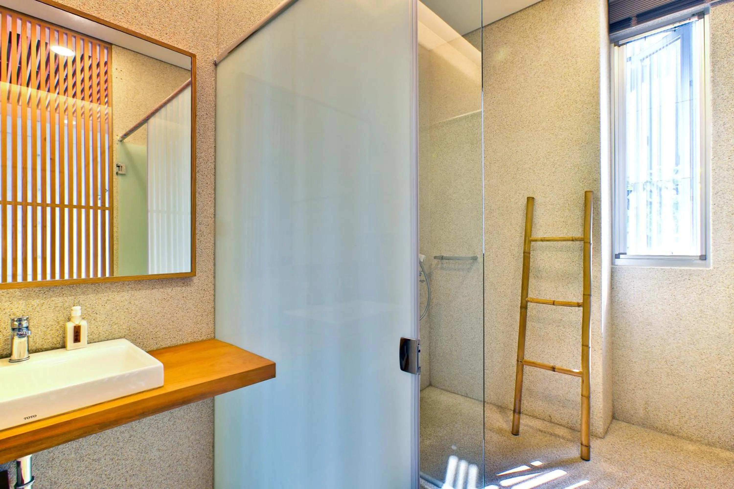 Wood Whispering Residence