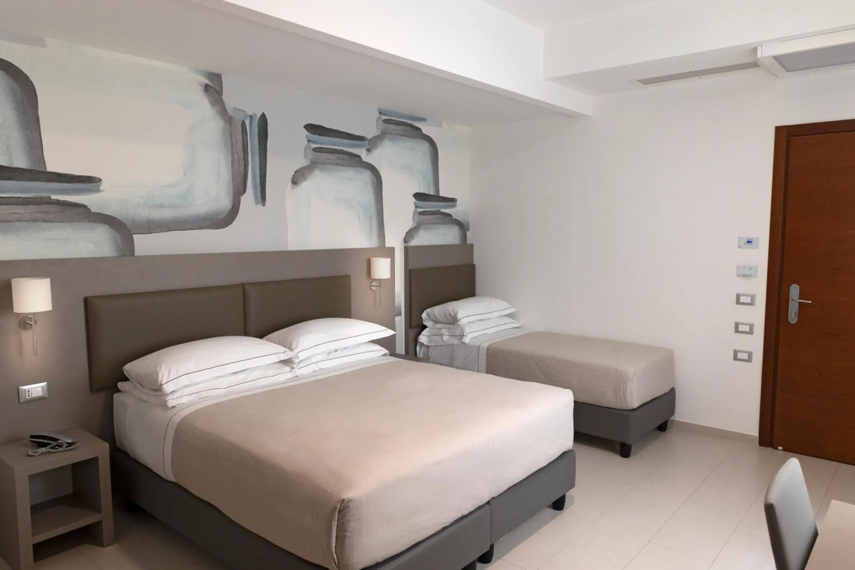 Triple Room - Disability Access in Hotel Miramare Triple Room - Disability Access in Hotel Miramare