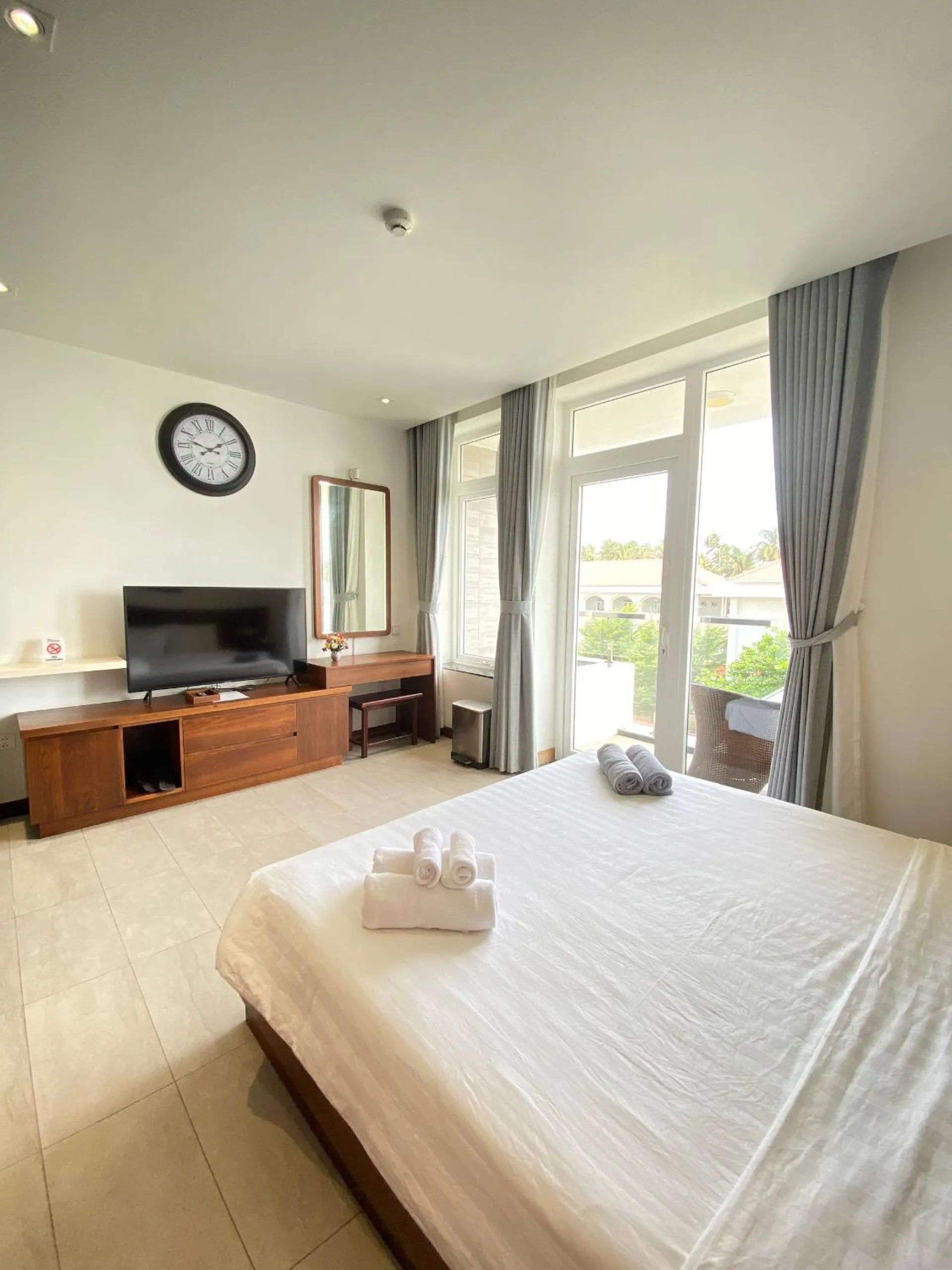 Bed in Qli Hotel Muine