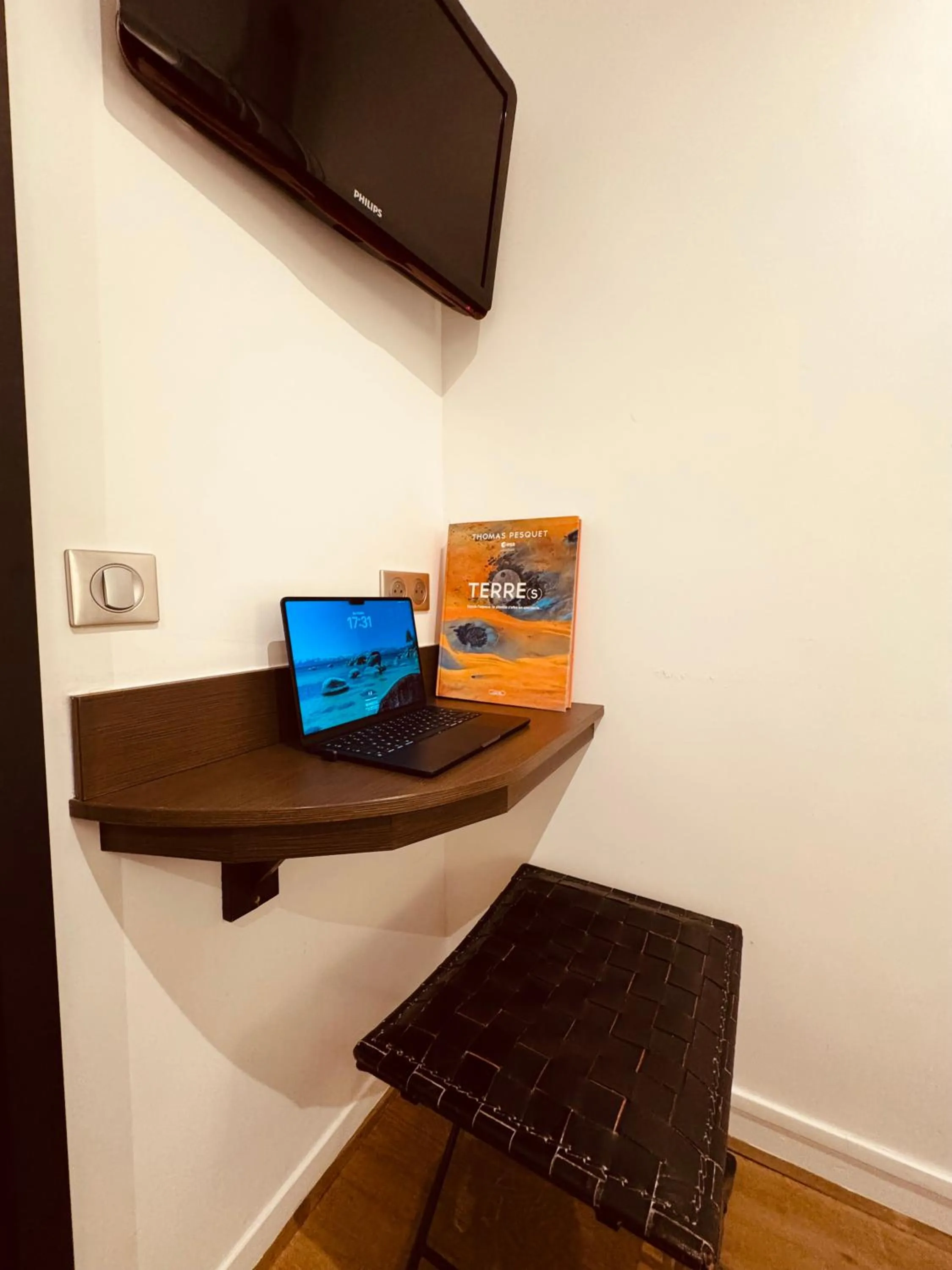 TV and multimedia in L'Amiral