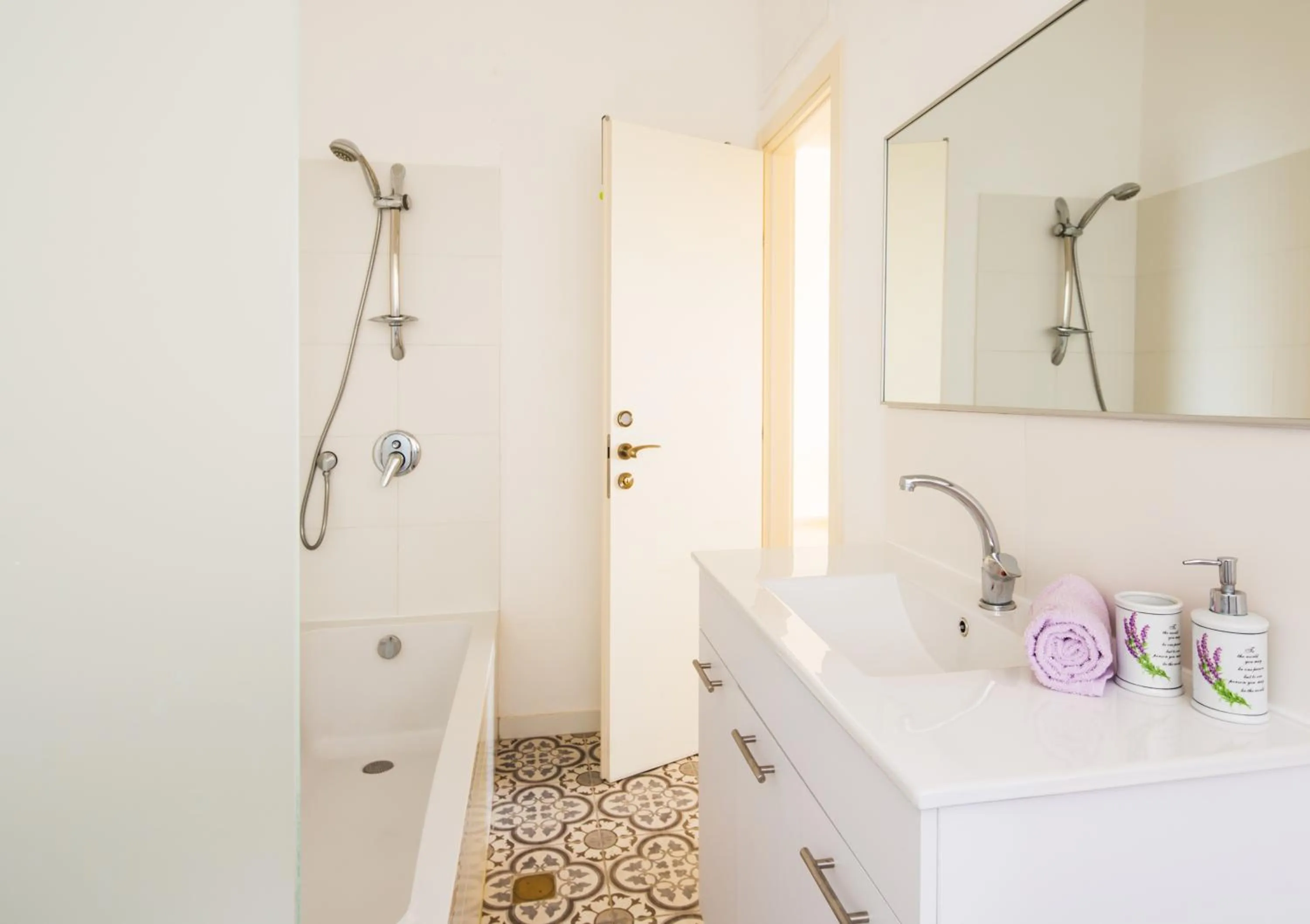 4 Bedroom Apartment On The Beach