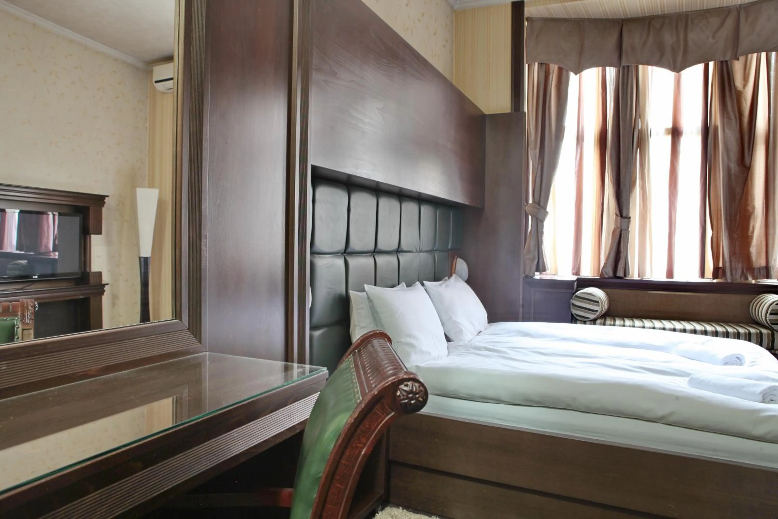 Bedroom, Bed in Vila Terazije