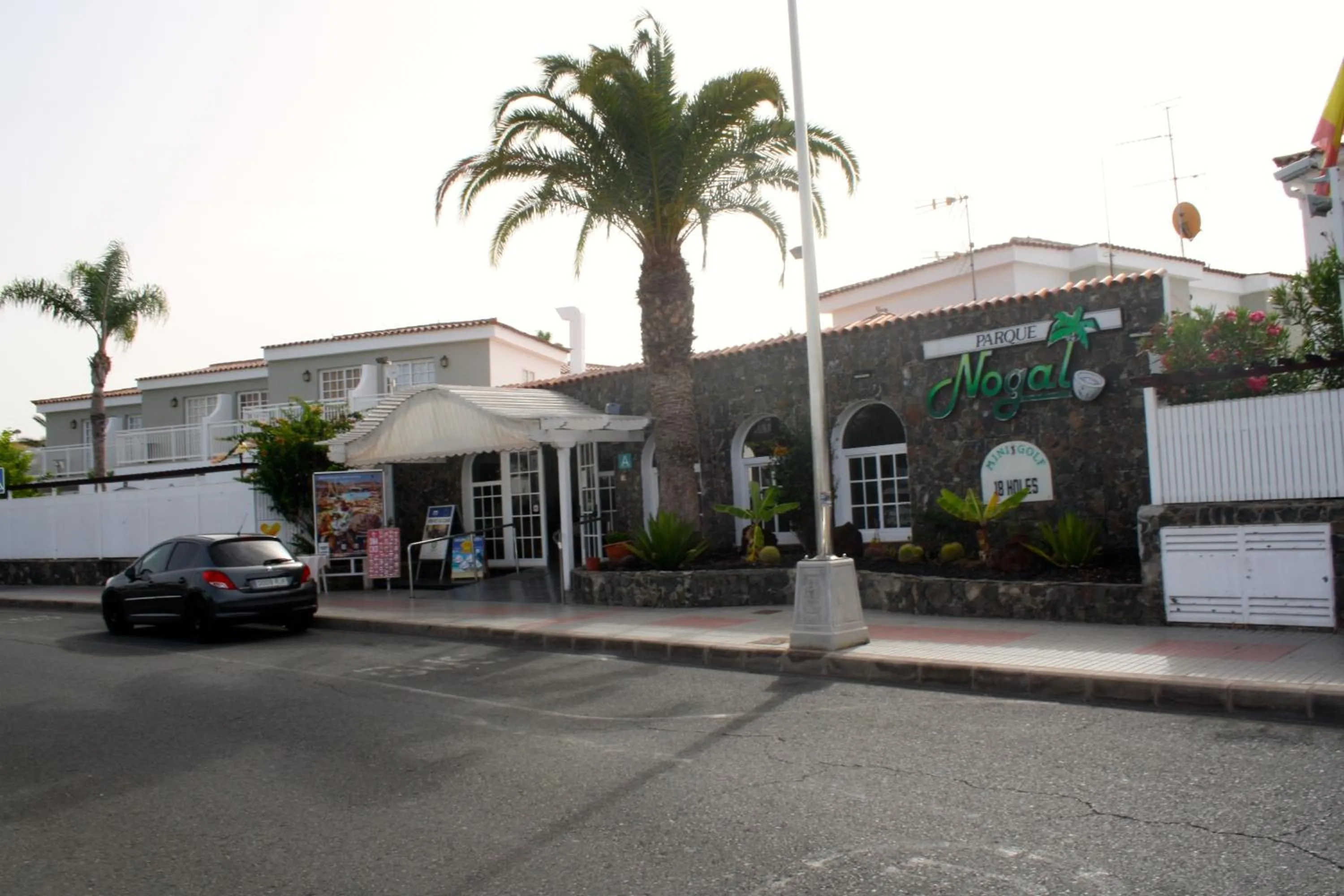 Facade/entrance in Bungalows Parque Nogal