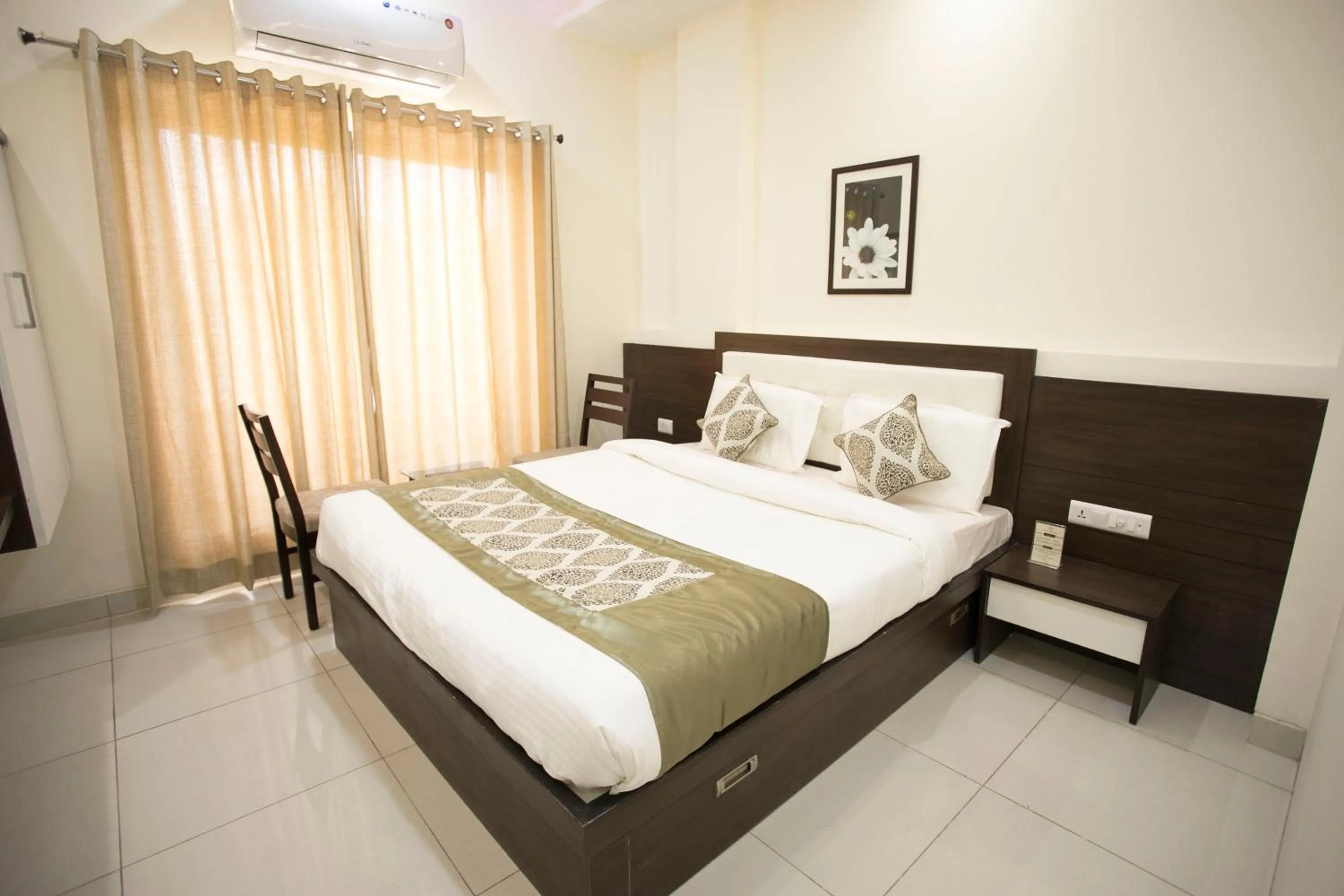 Bed in Hotel Fortune Plaza