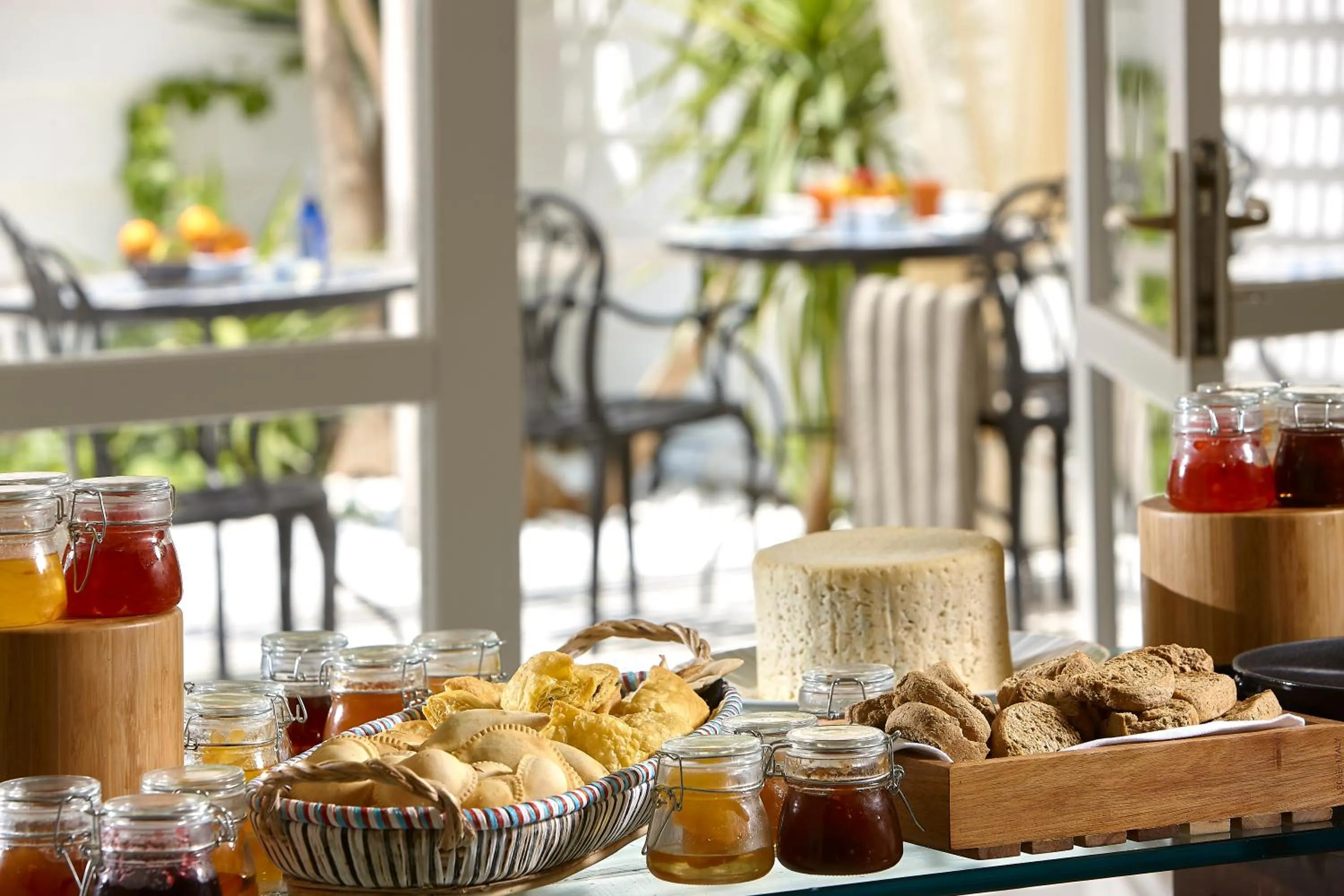 Buffet breakfast in Vasia Boulevard Hotel (Adults Only)