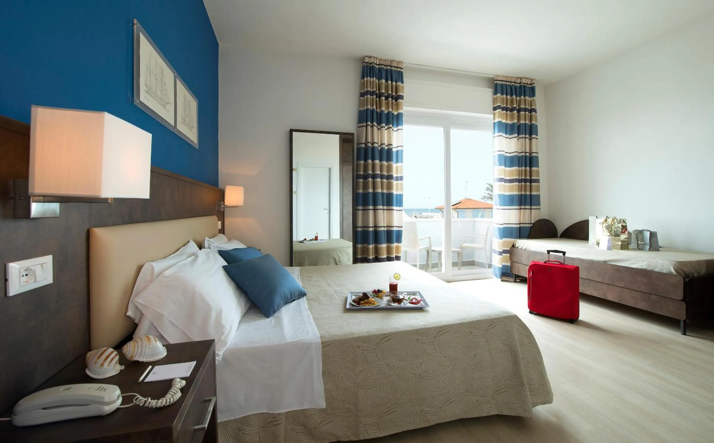 Bedroom, Bed in Hotel Giulia