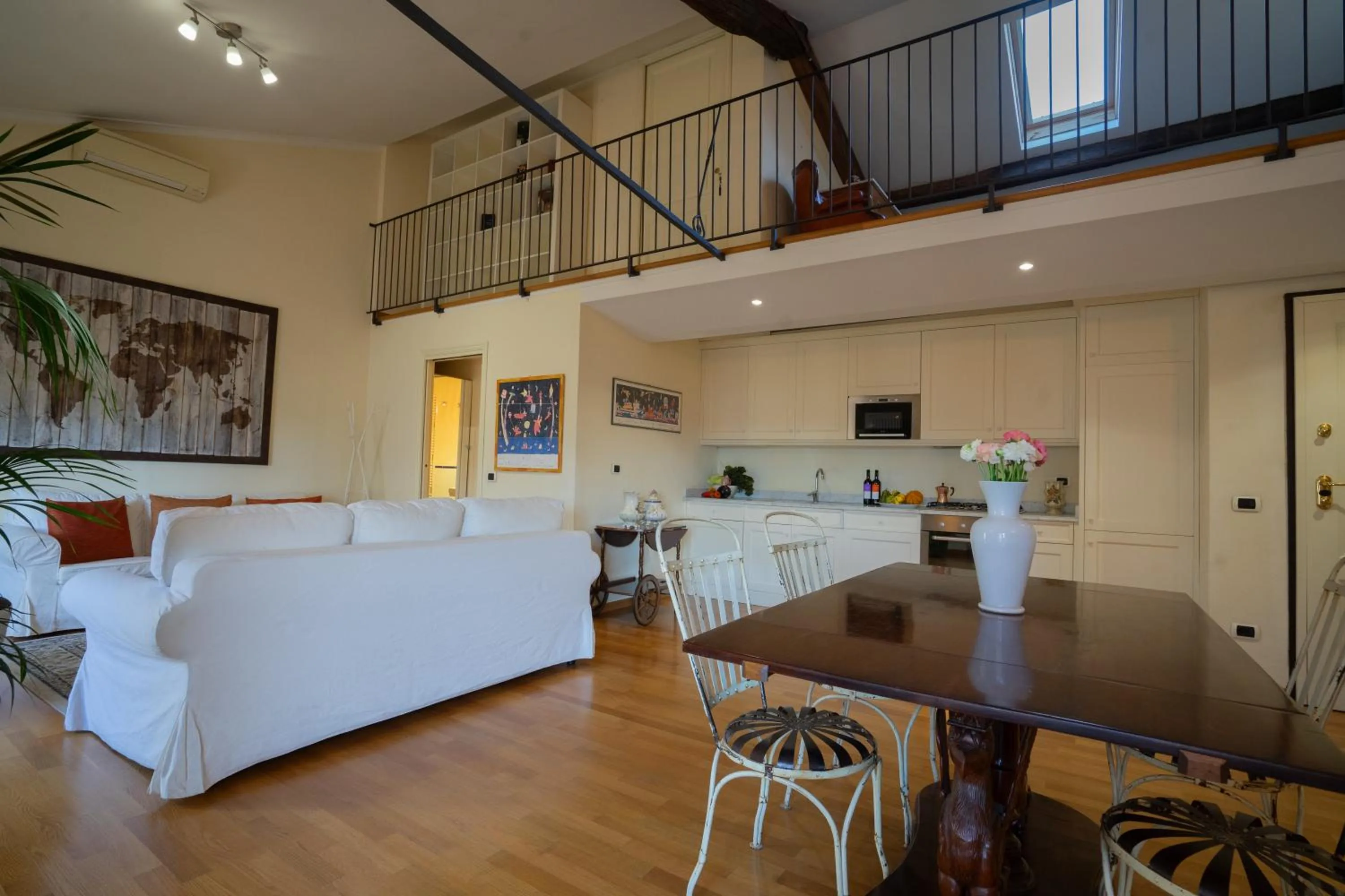 Photo of the whole room in Palazzo Rocchi - Residenza D'Epoca