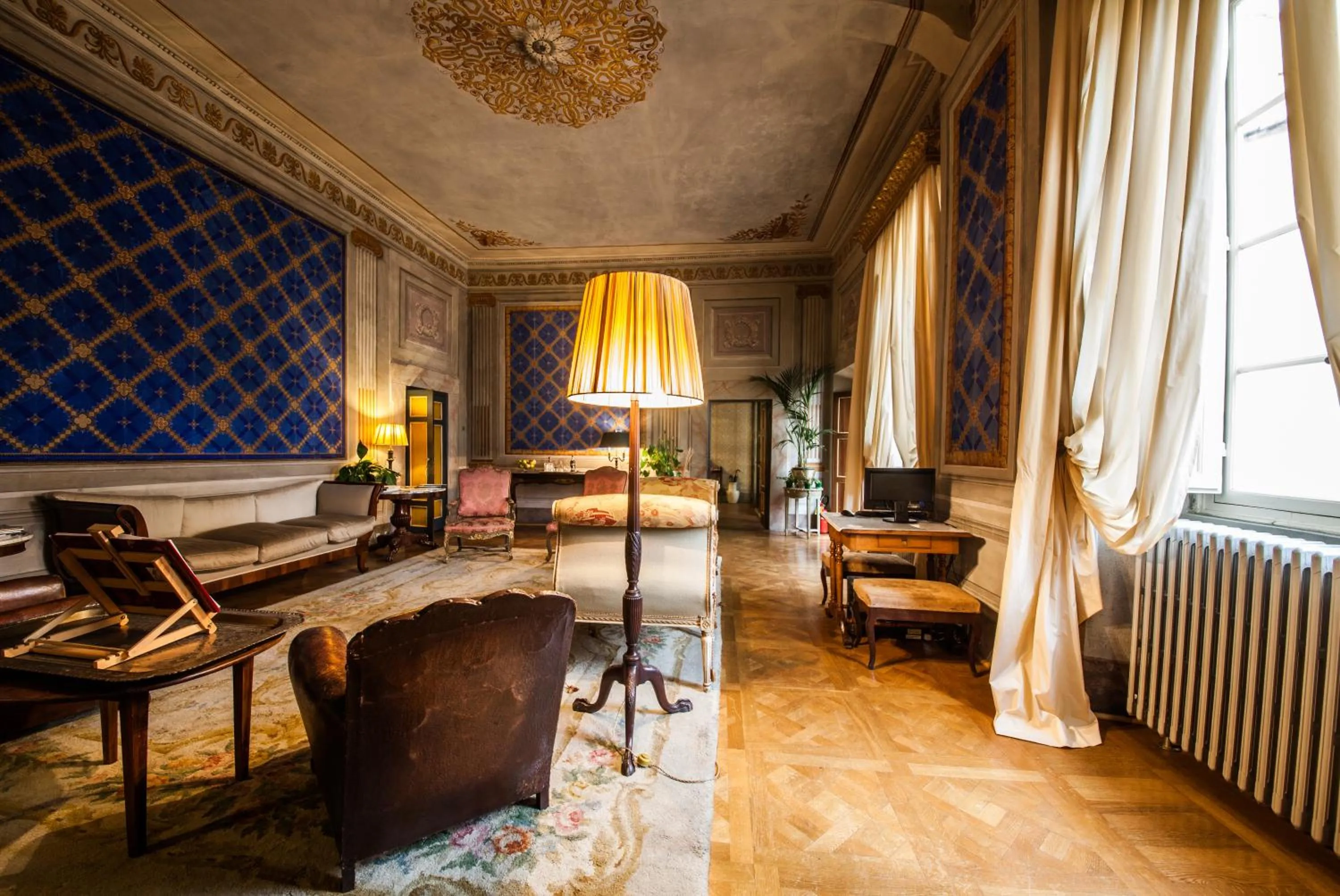 Lobby or reception in Palazzo Rocchi - Residenza D'Epoca