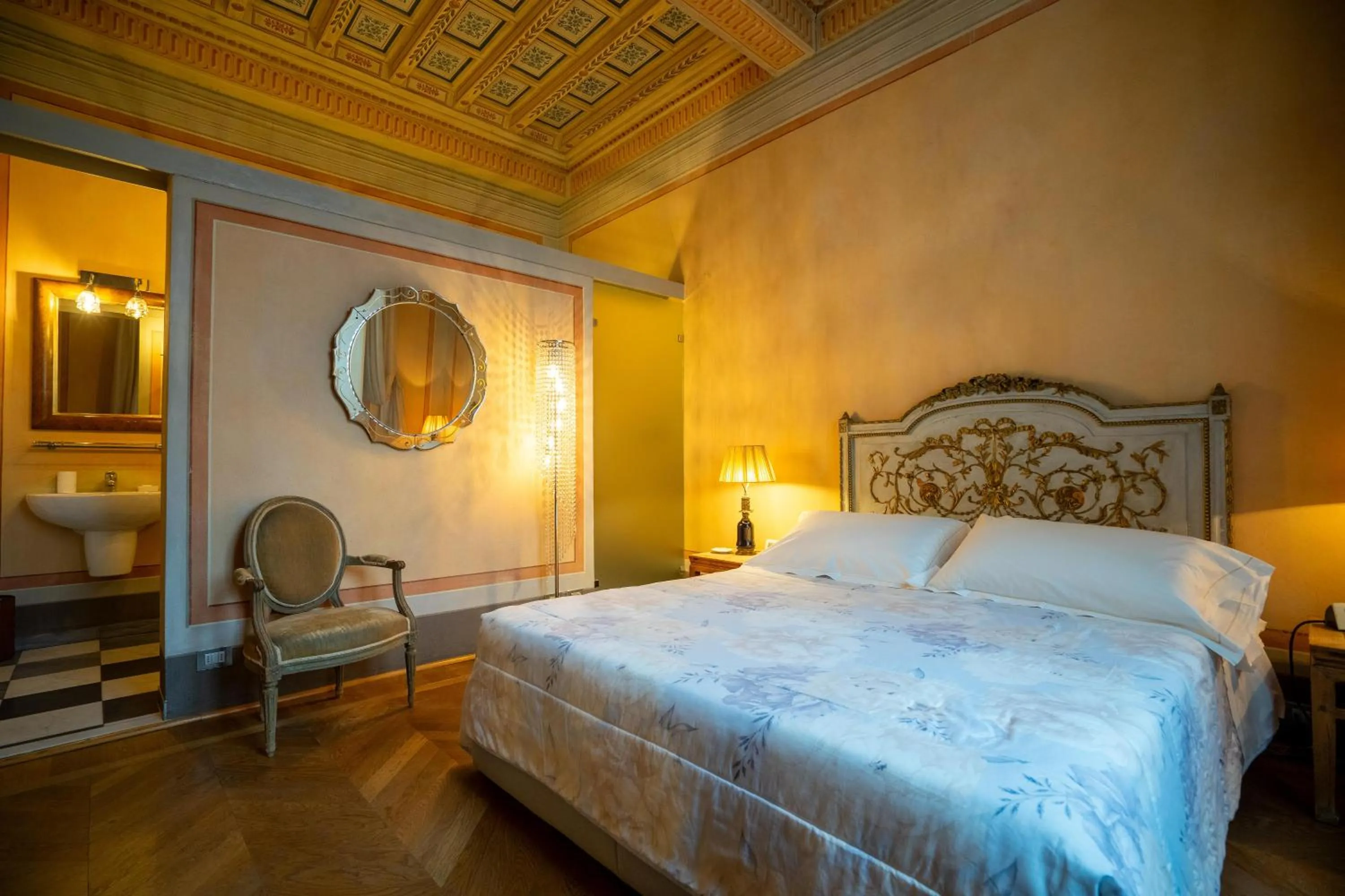 Bedroom, Bed in Palazzo Rocchi - Residenza D'Epoca