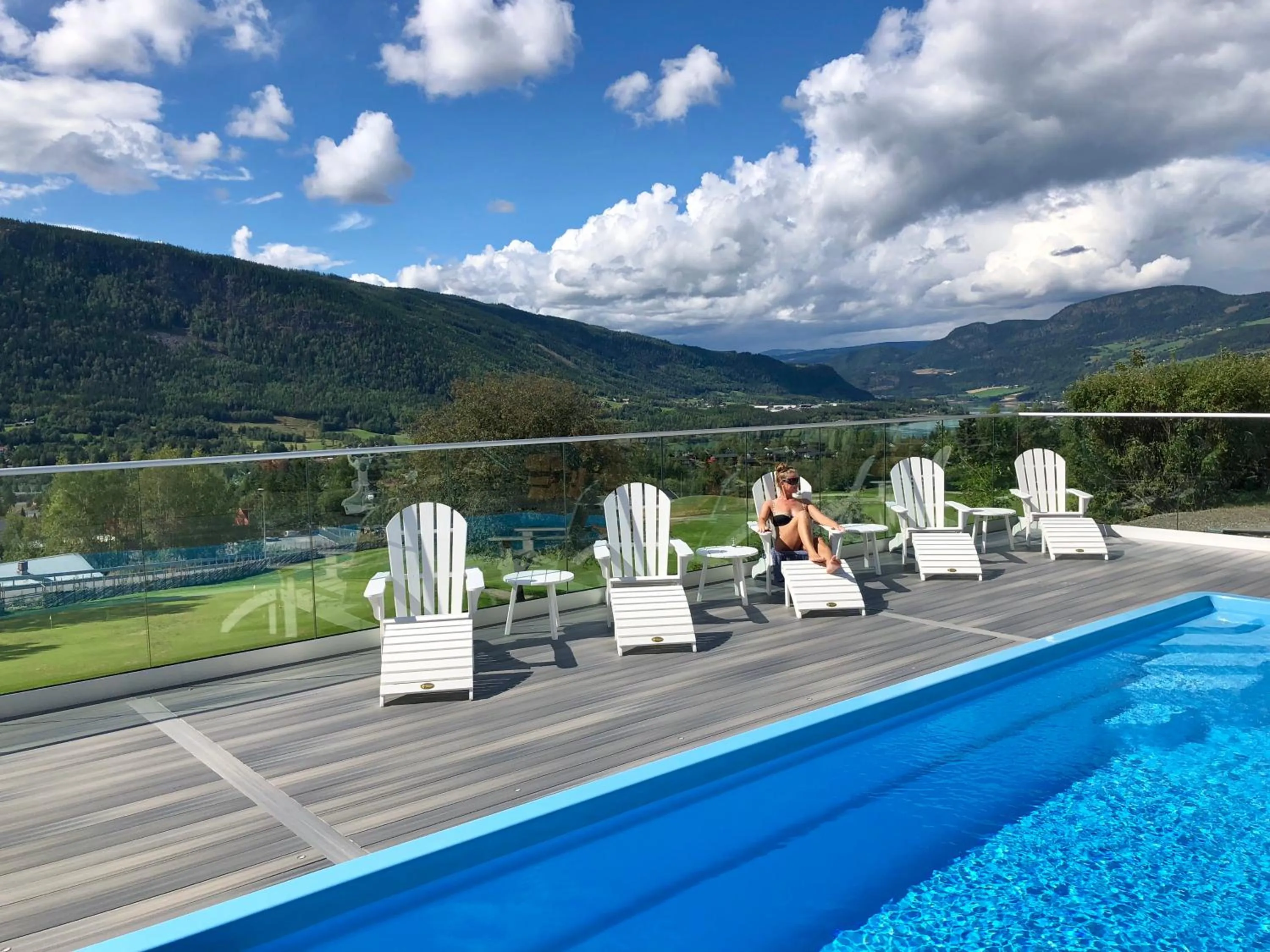 Swimming pool in Nermo Hotel & Apartments