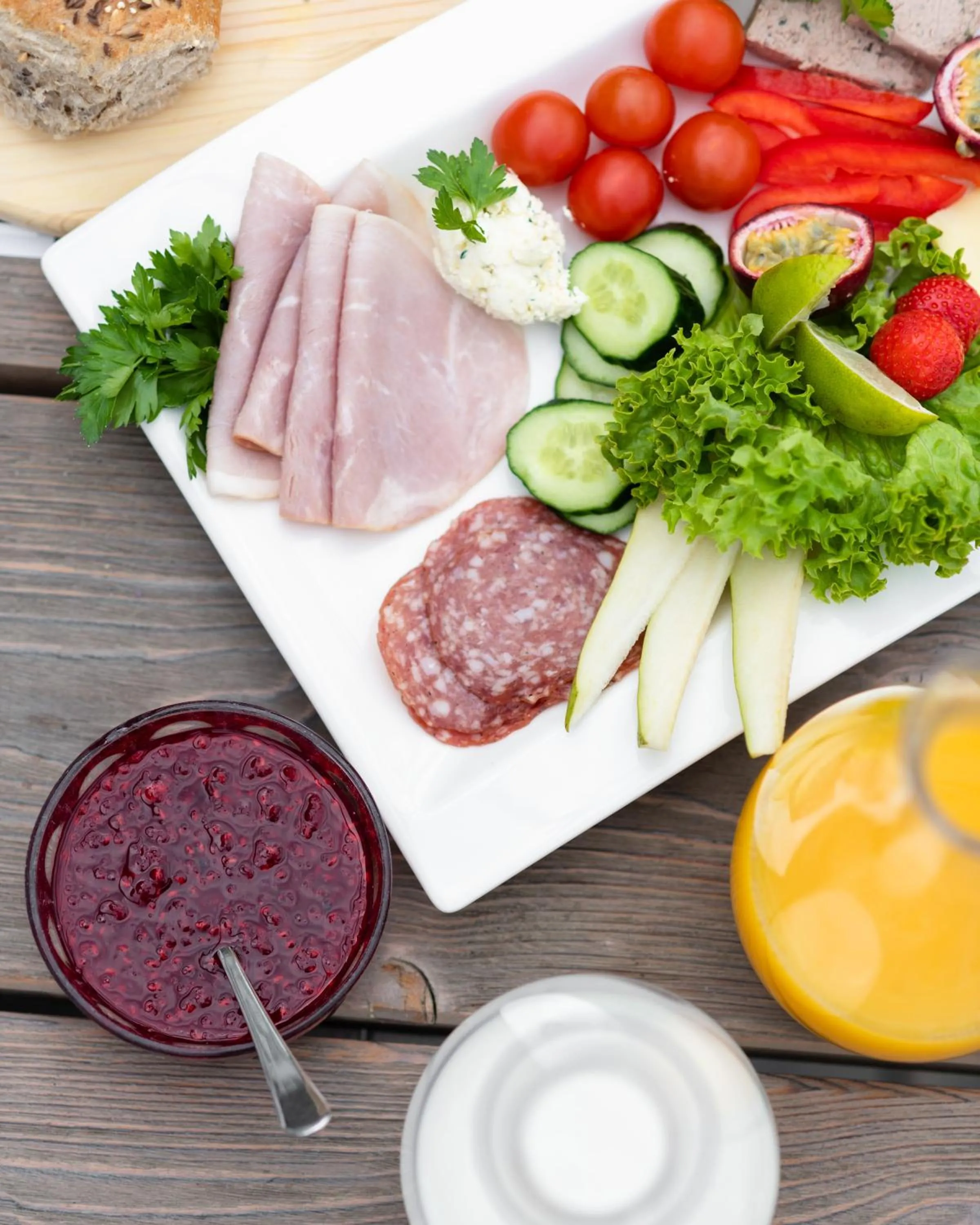 Nermo Hotel & Apartments