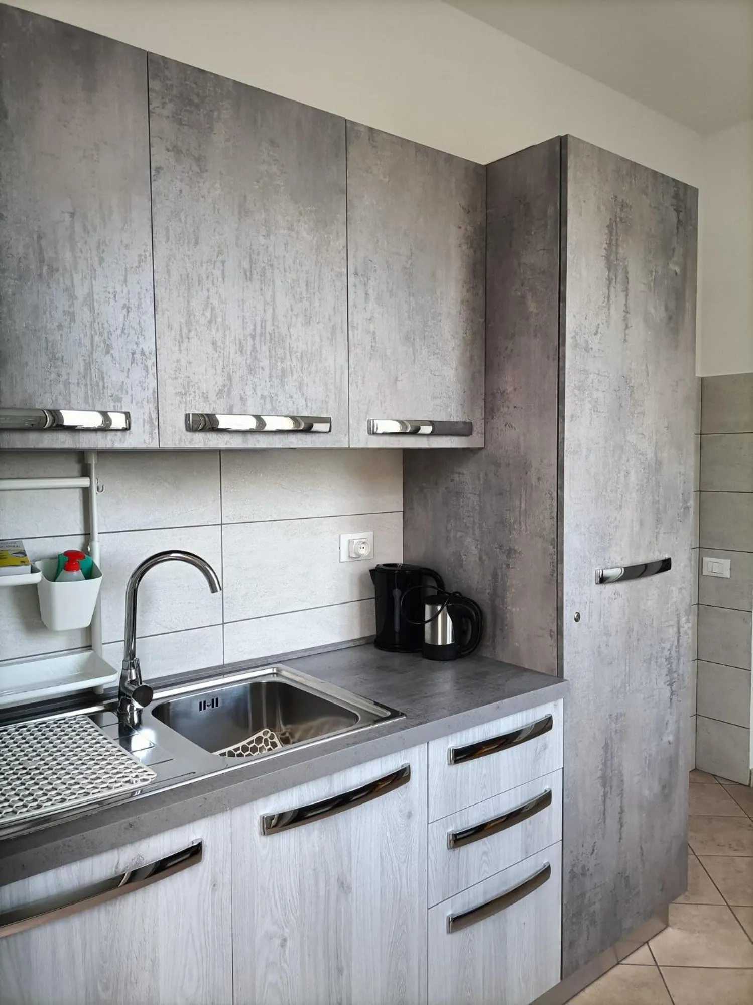 Communal kitchen in Il Respiro del Mare