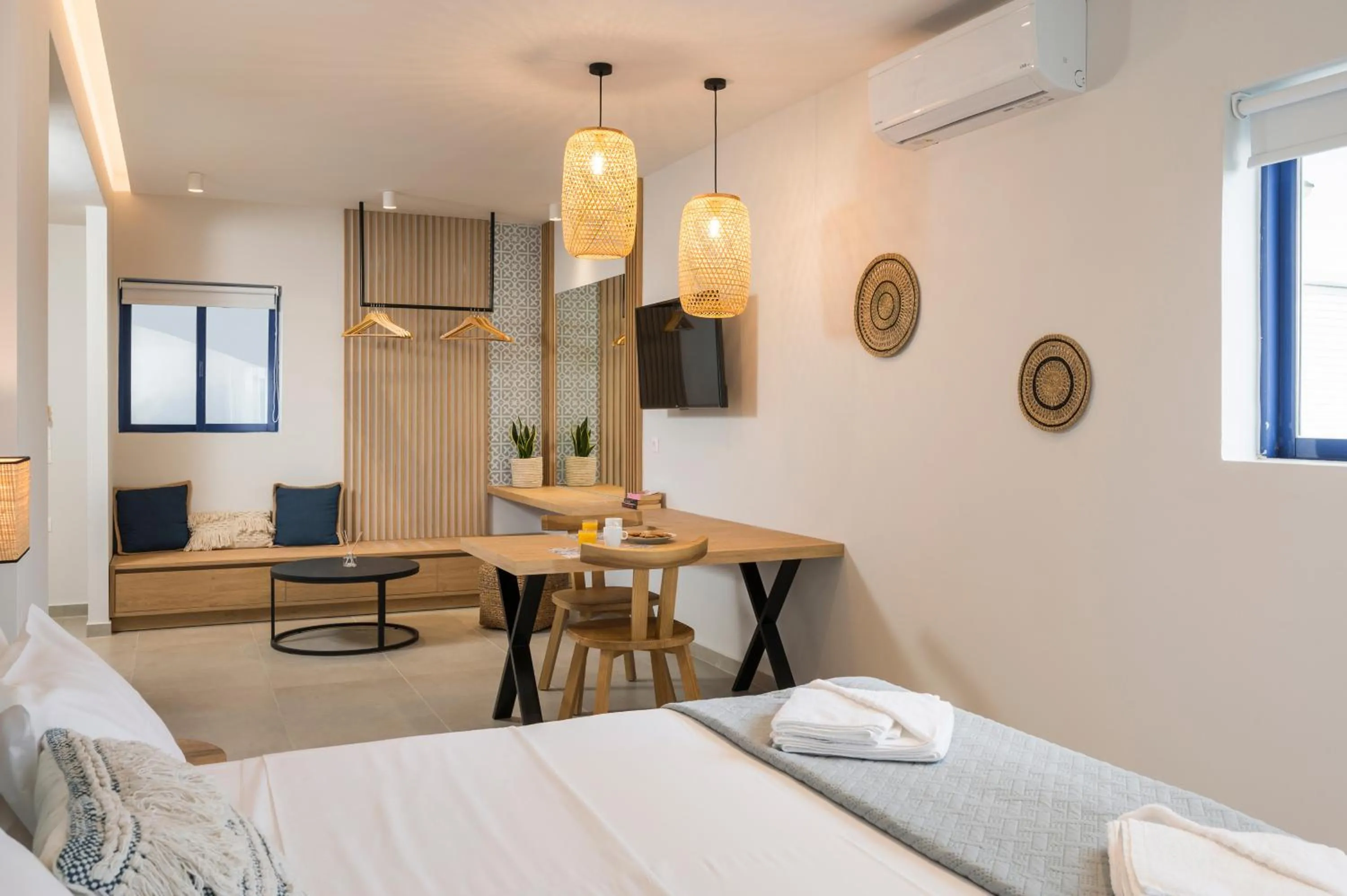 Bed in Esplanade Apartments - Heated Pool