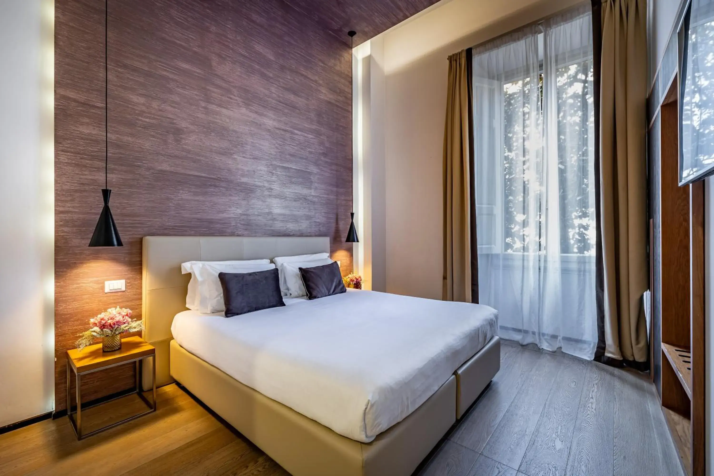 Deluxe Double Room with Jacuzzi Bathtub in Rivalta Hotel Deluxe Double Room with Jacuzzi Bathtub in Rivalta Hotel