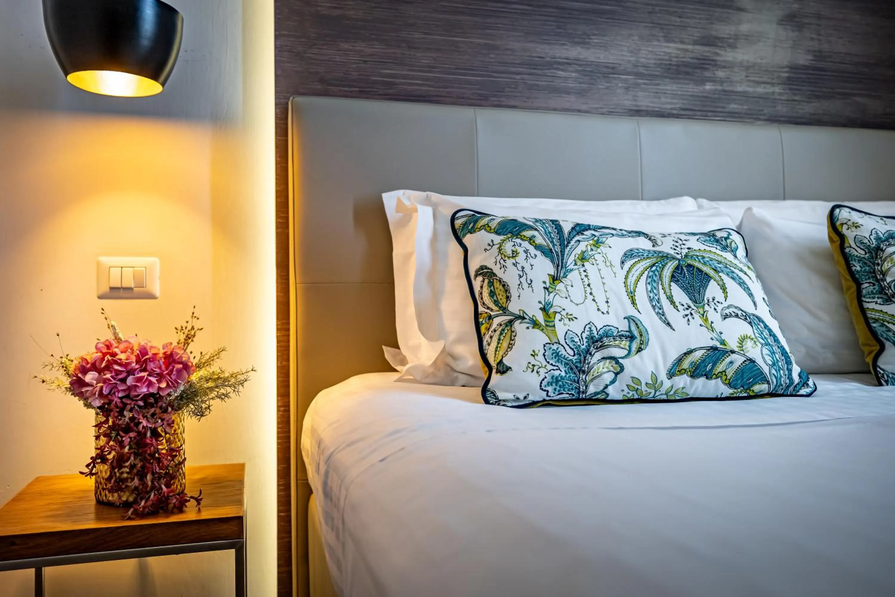 Deluxe Double Room with View in Rivalta Hotel