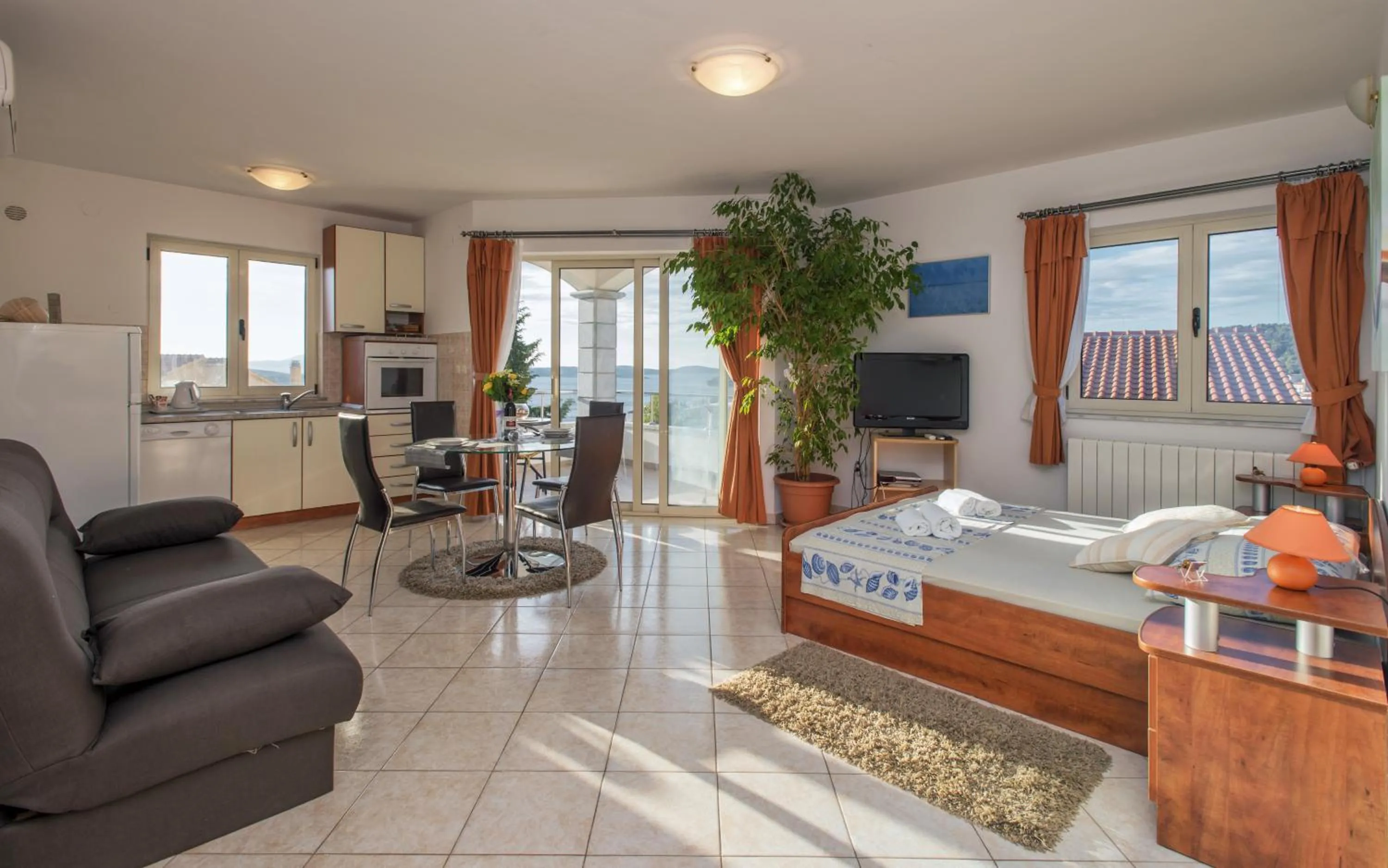 Photo of the whole room in Apartments Jakic