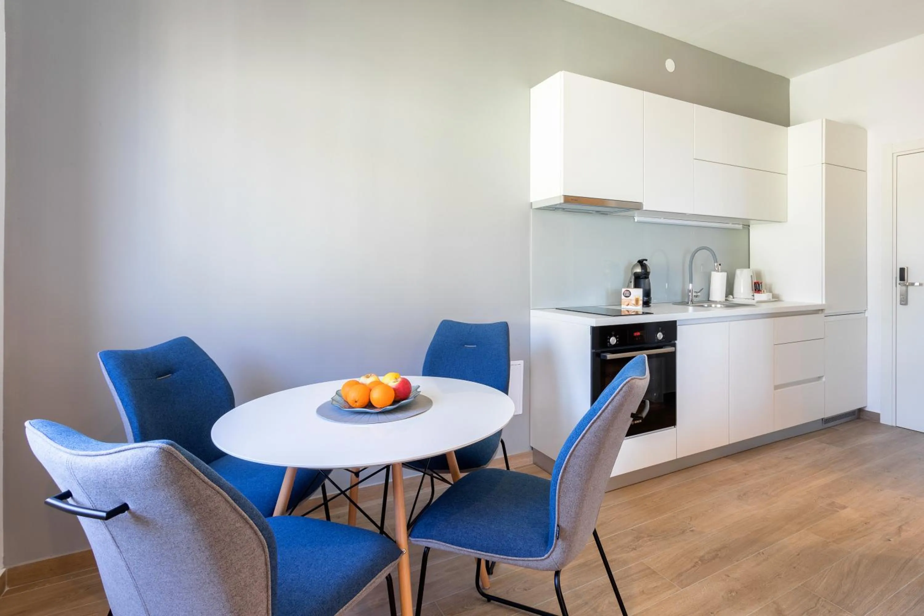 Apartments Jakic
