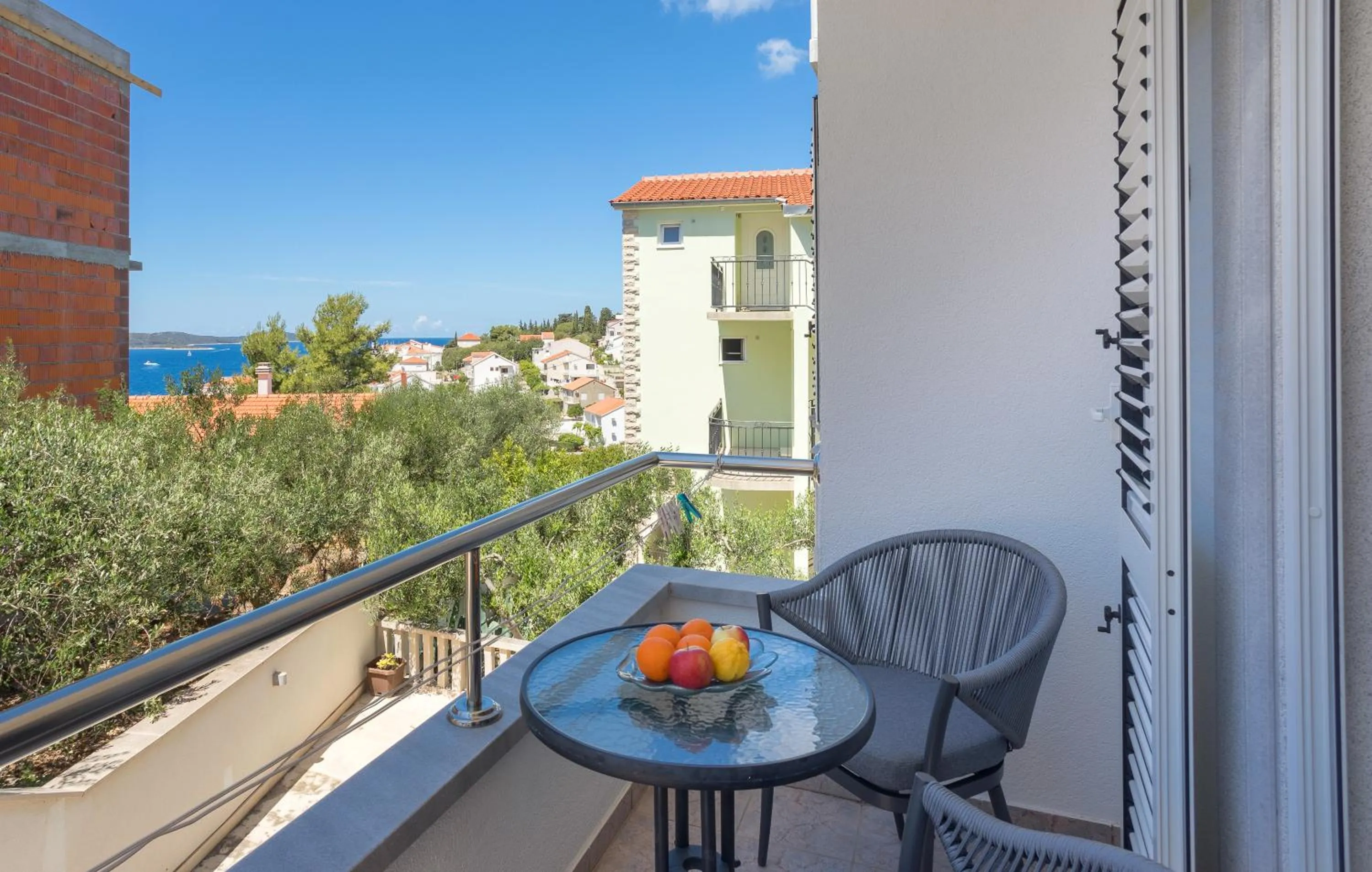 Apartments Jakic