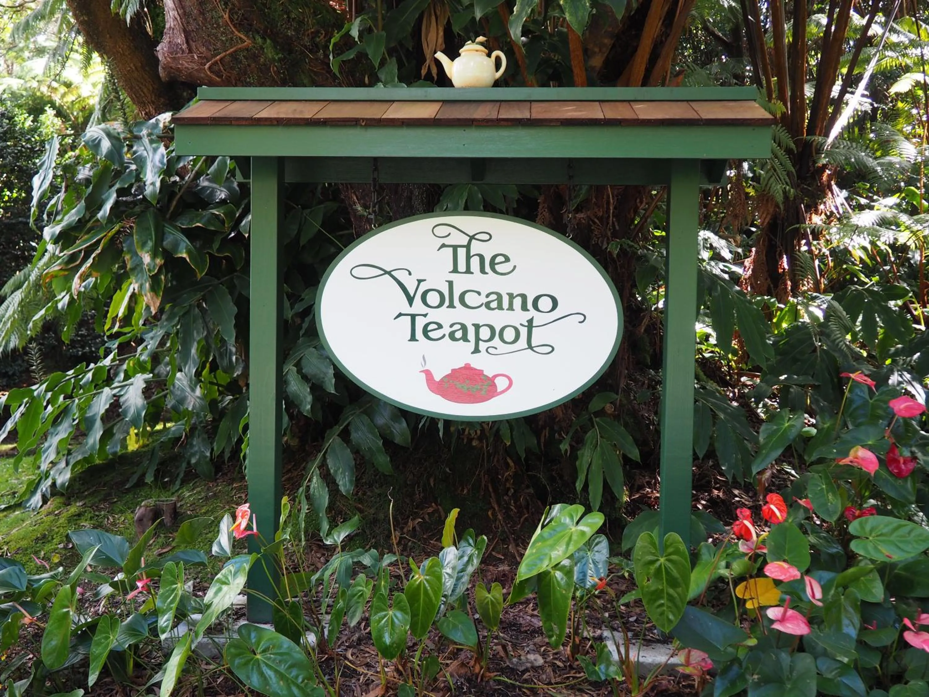 Property building in Volcano Teapot Cottage