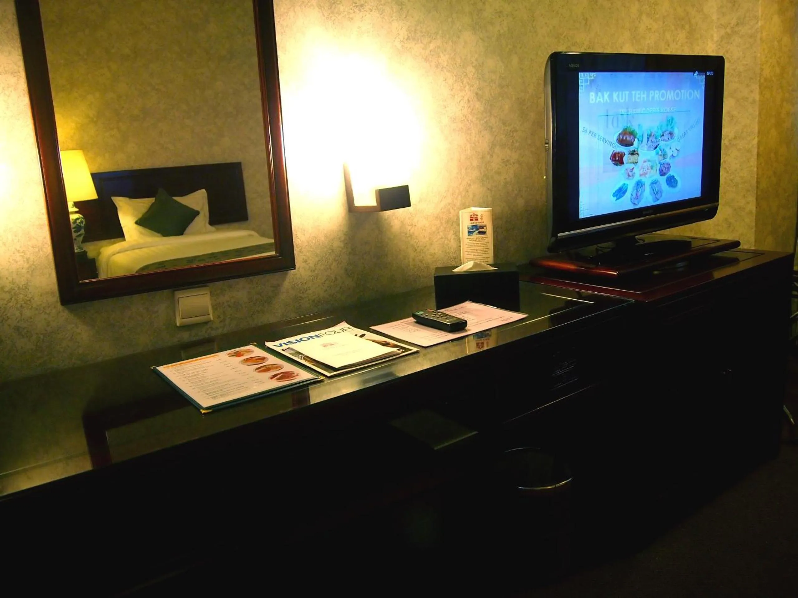 TV and multimedia in Hotel Royal