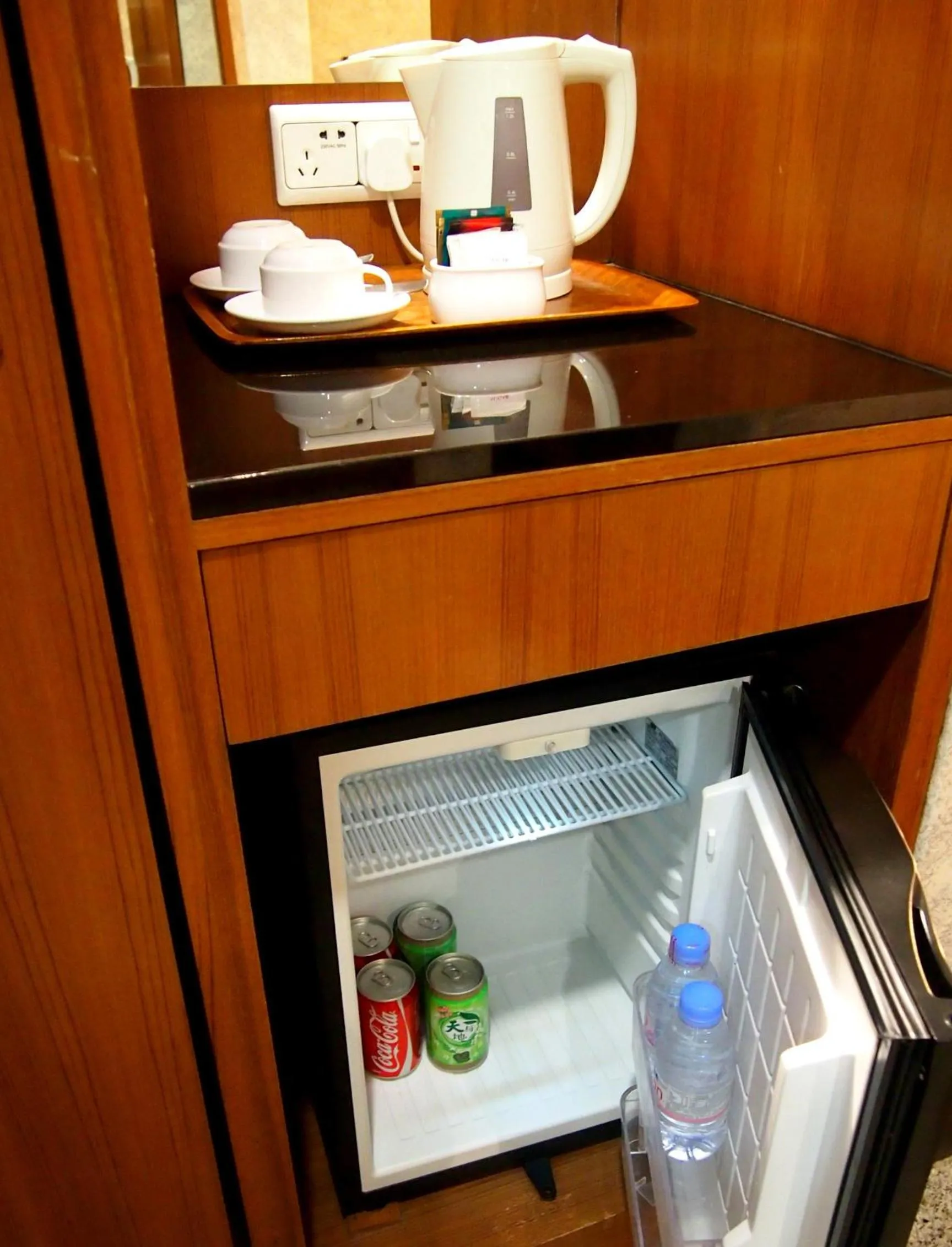 Coffee/tea facilities in Hotel Royal