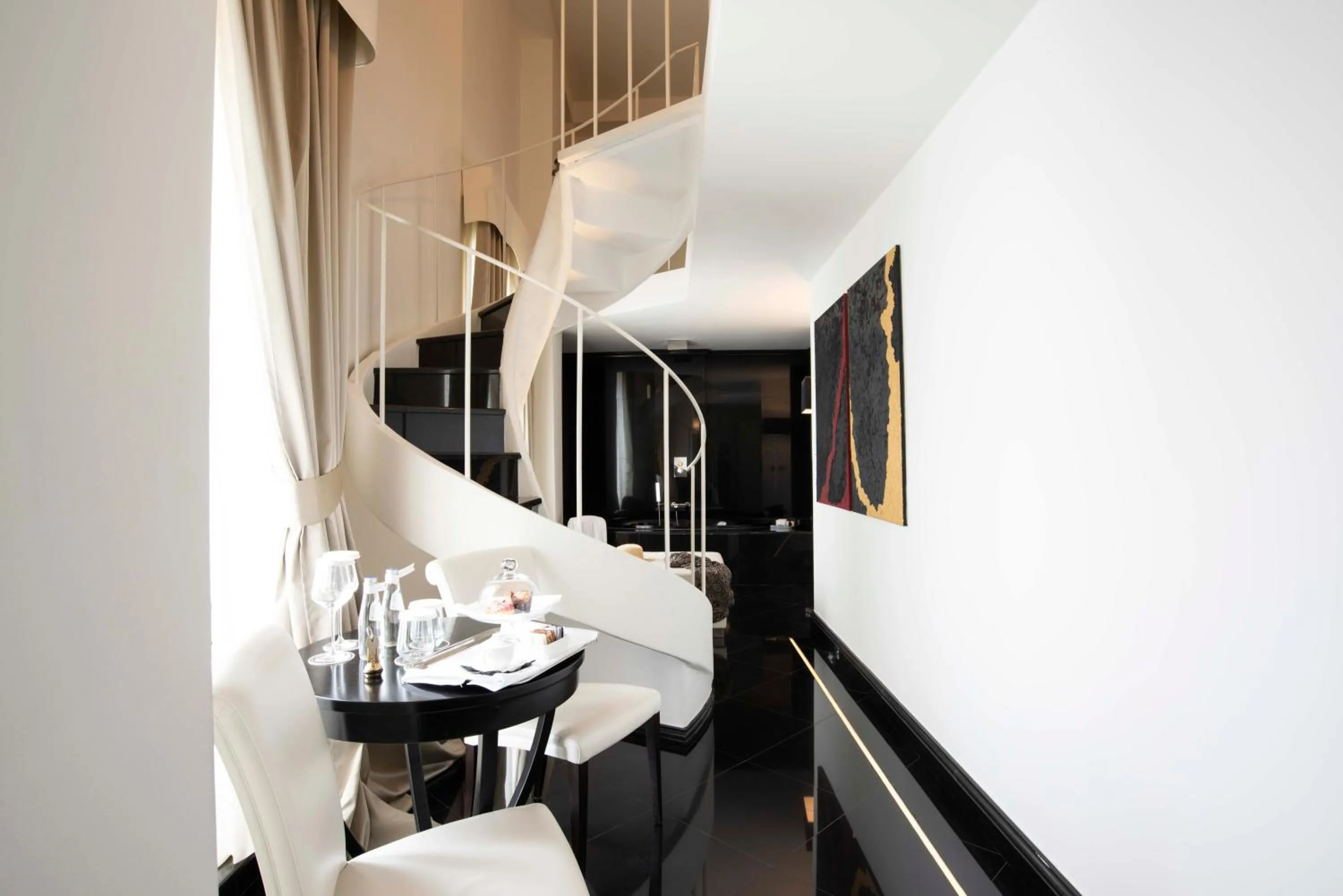 Photo of the whole room in Hotel Metropole Taormina