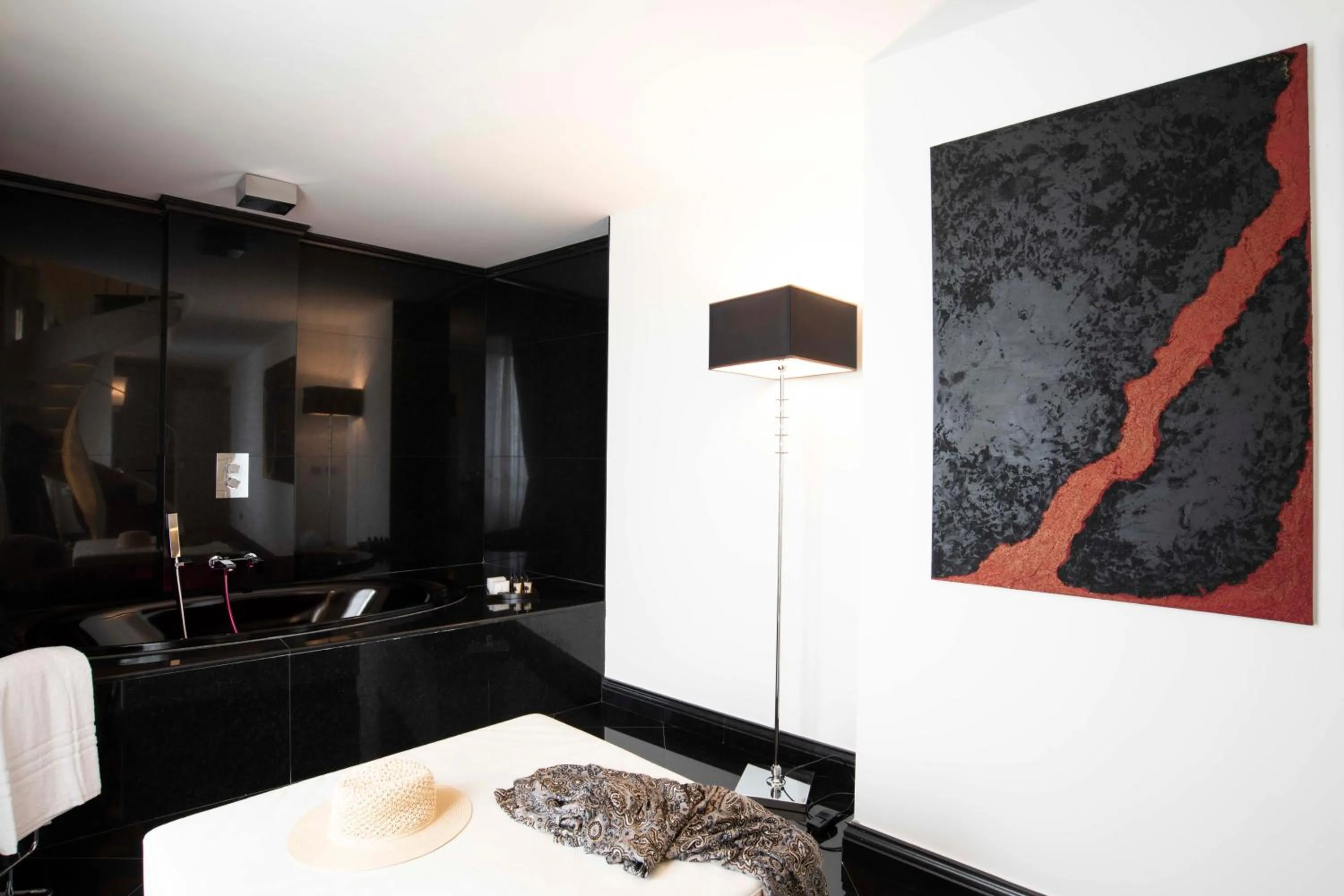 Photo of the whole room in Hotel Metropole Taormina