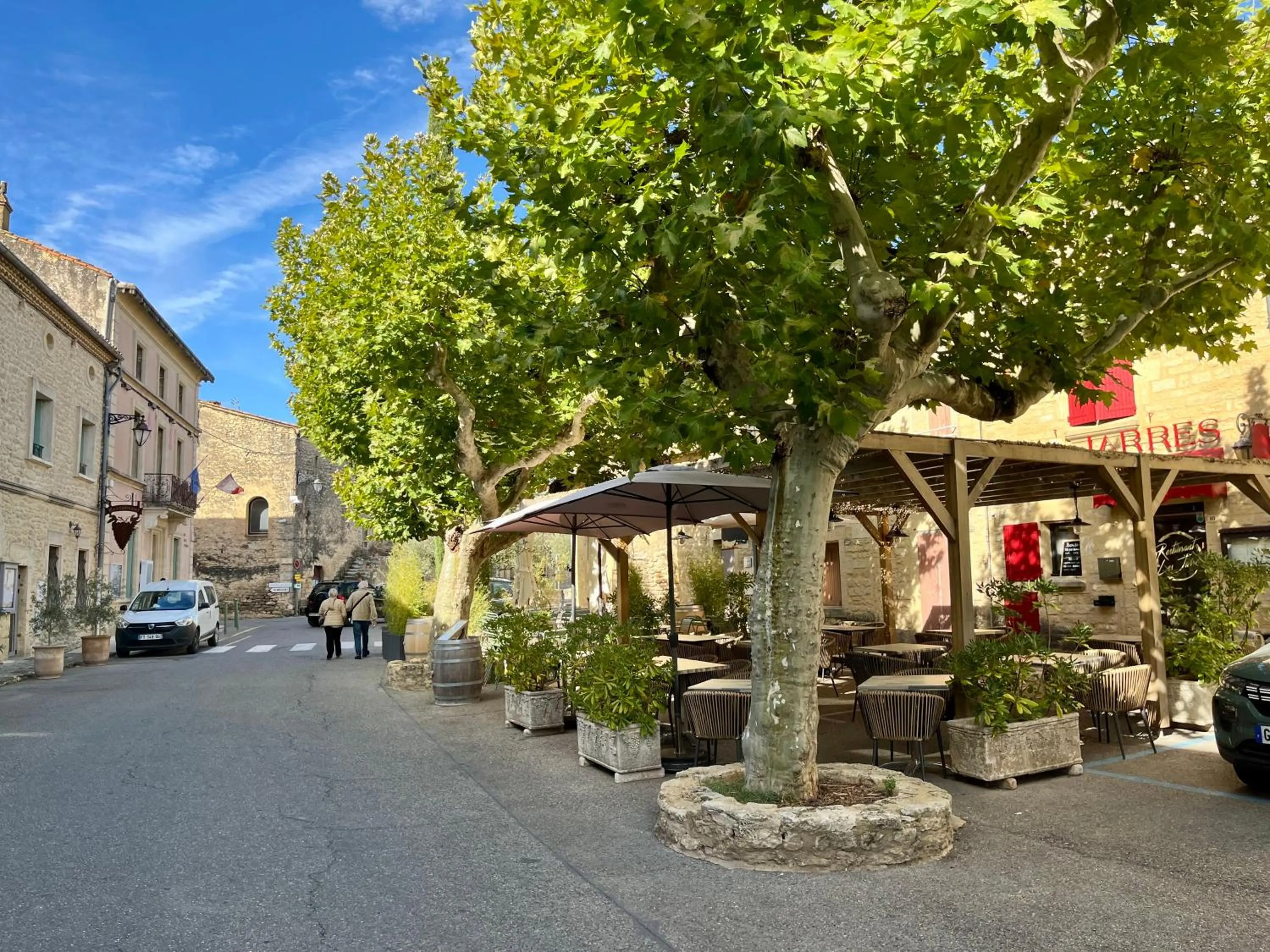 Street view in locastillon