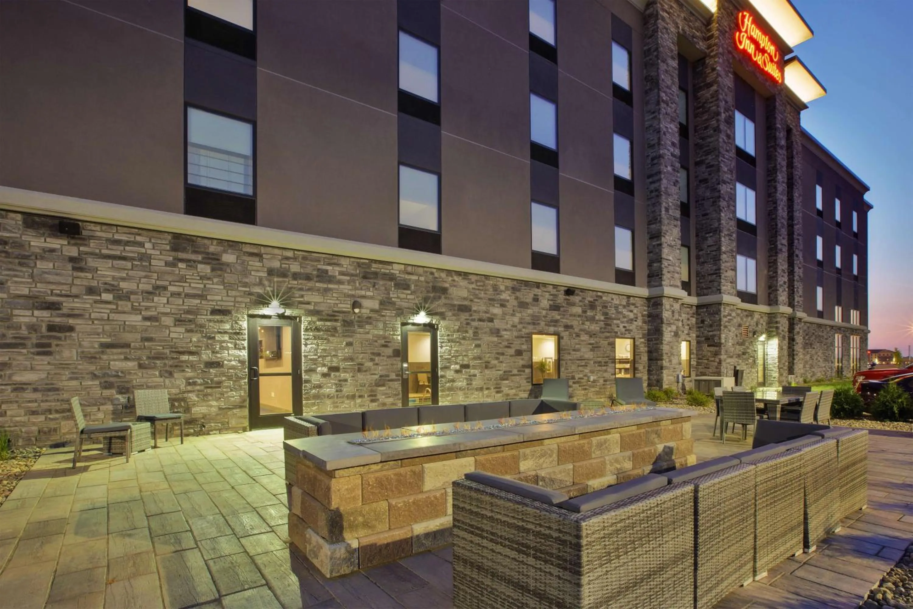 Patio in Hampton Inn & Suites By Hilton, Southwest Sioux Falls