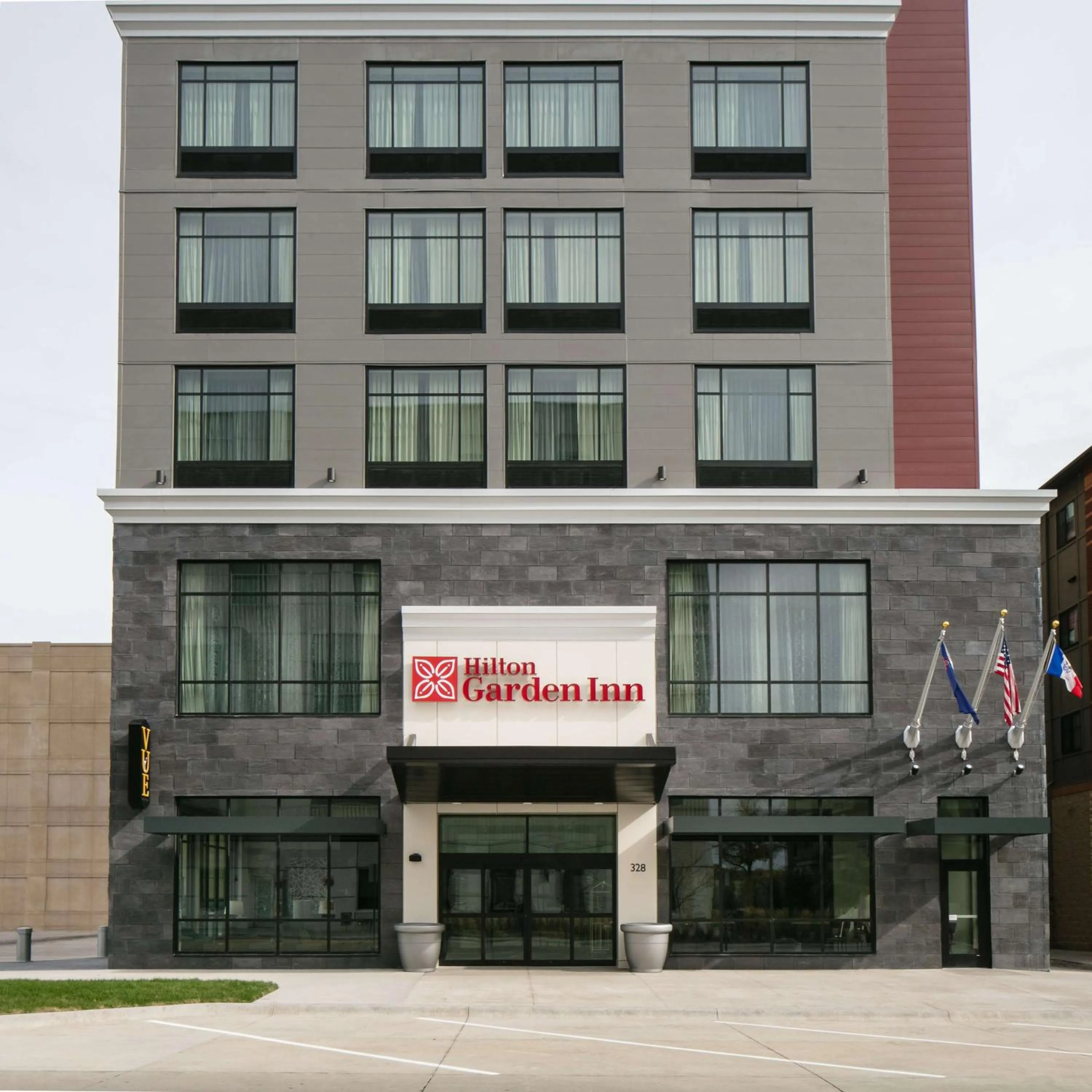 Property building in Hilton Garden Inn Iowa City Downtown University
