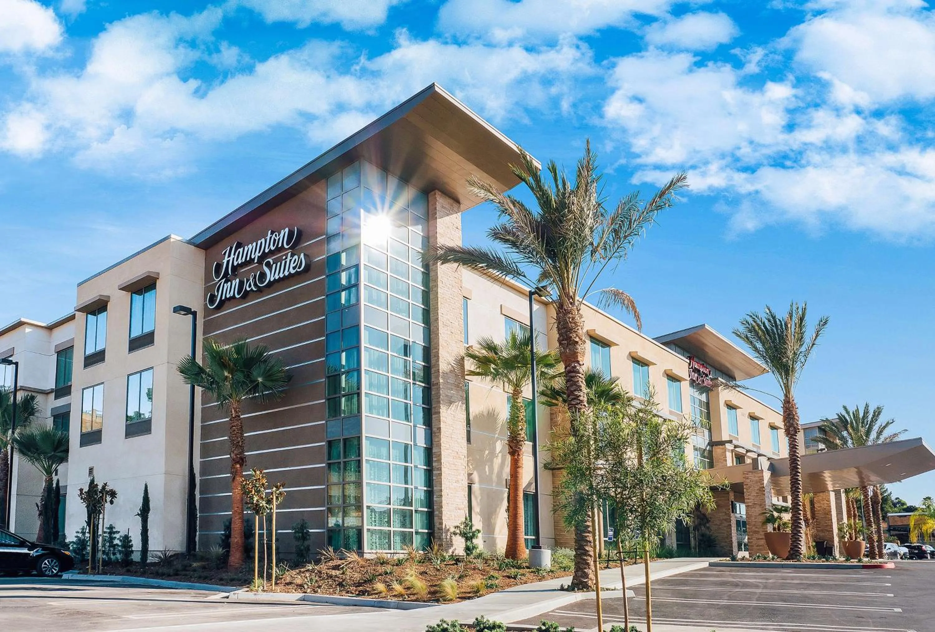 Property building in Hampton Inn & Suites by Hilton Mission Viejo Laguna San Juan Capistrano