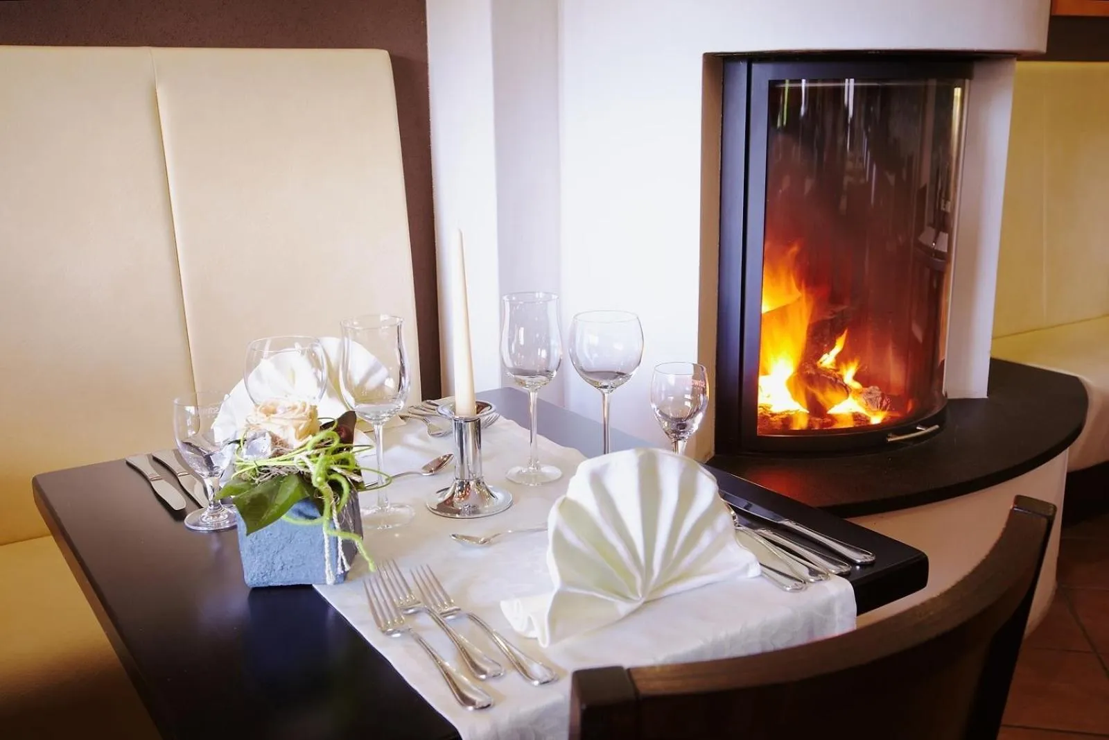 Restaurant/places to eat in Landhotel Lembergblick