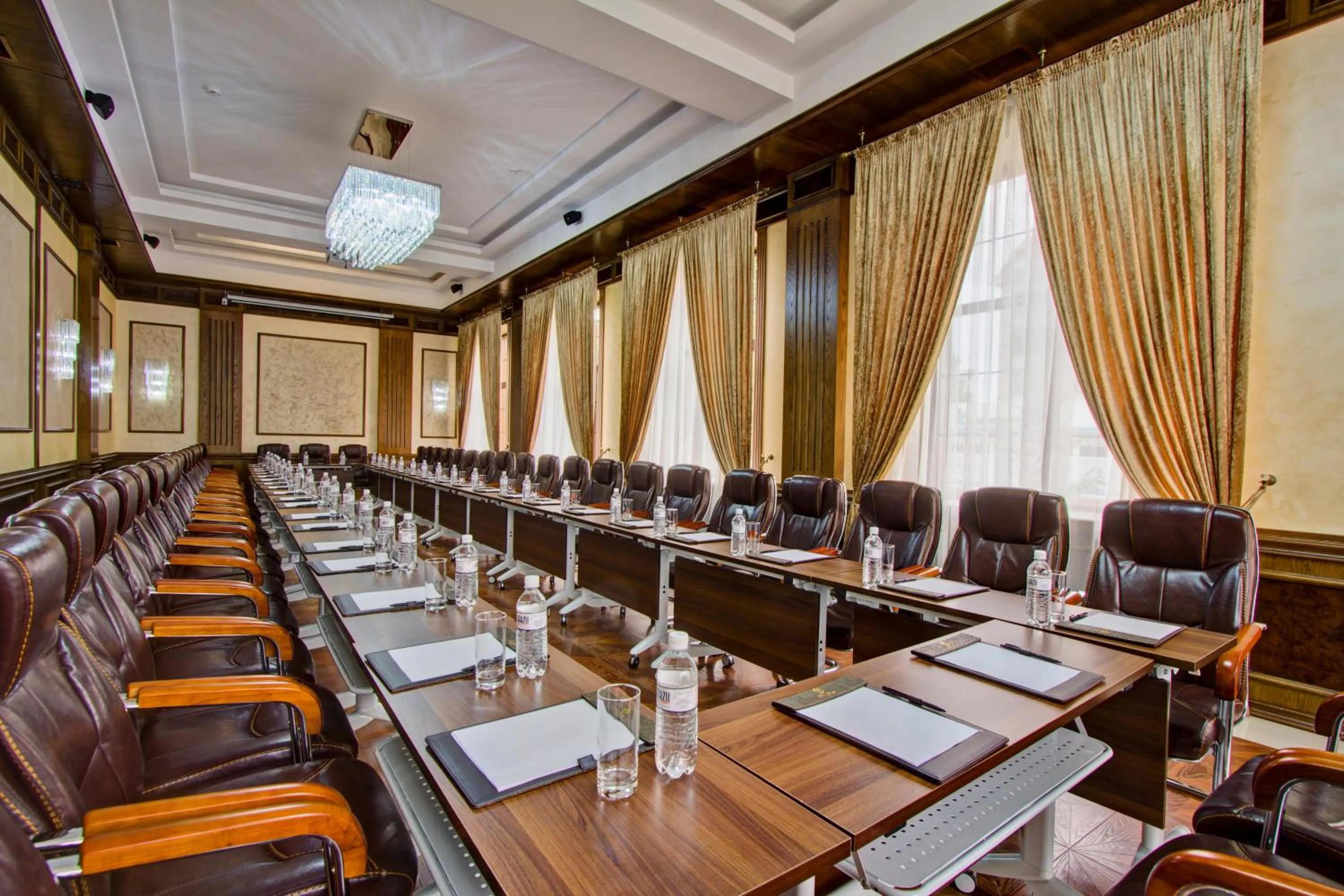 Business facilities in Plaza Hotel Almaty